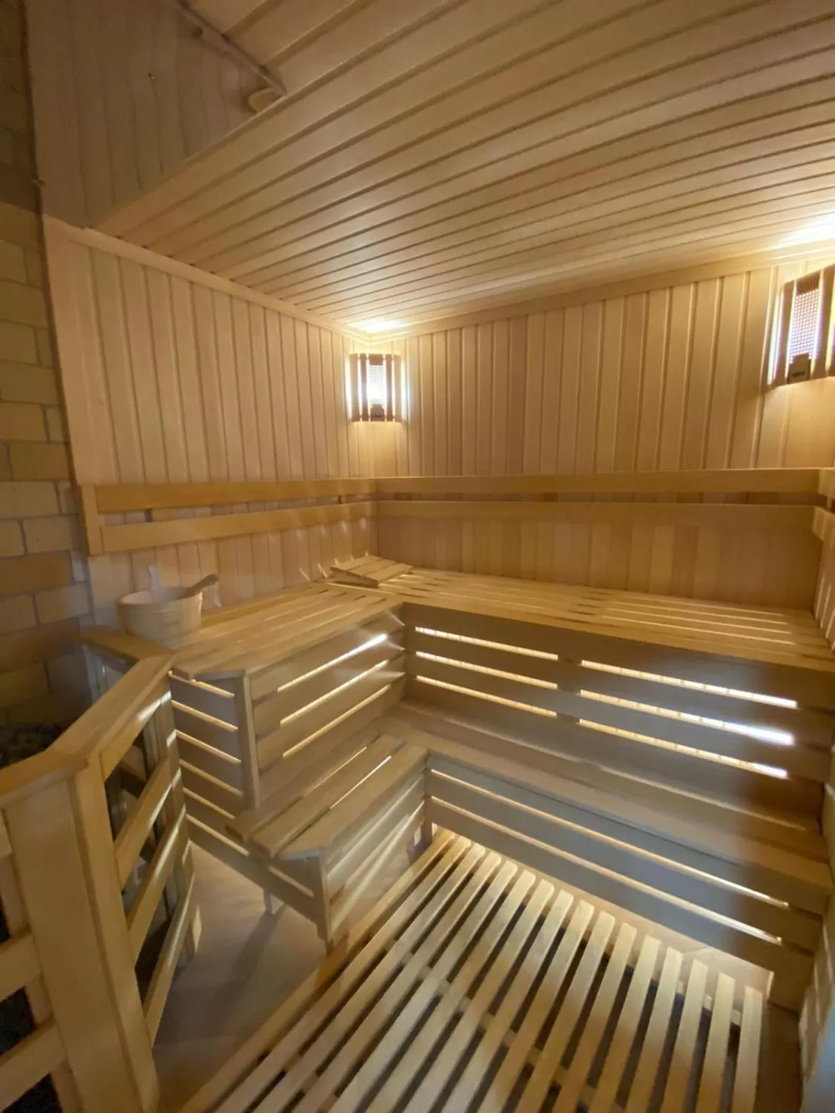 Sauna in MirOtel Hotel