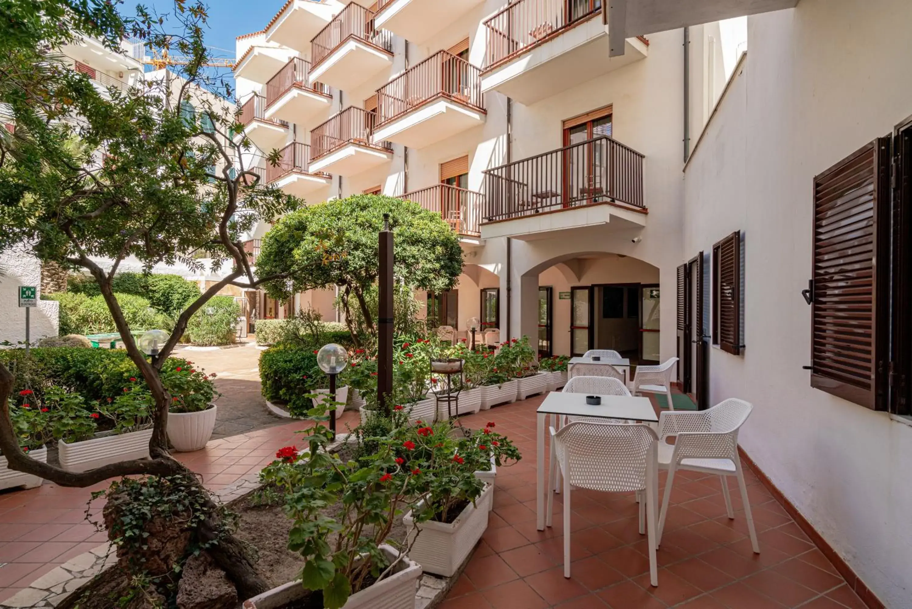 Garden in Hotel El Balear