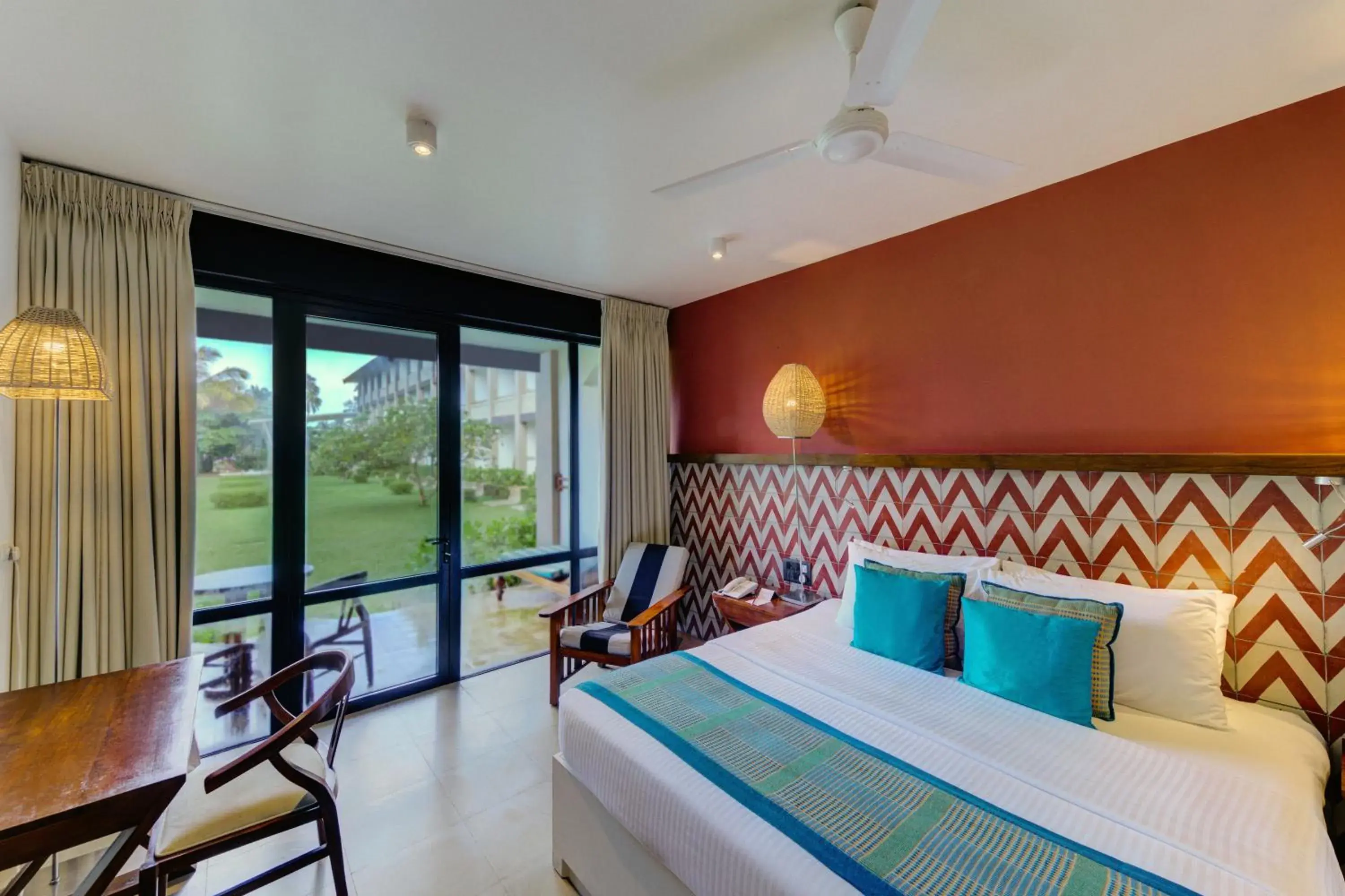 Photo of the whole room, Bed in Cinnamon Bey Beruwala Photo of the whole room, Bed in Cinnamon Bey Beruwala