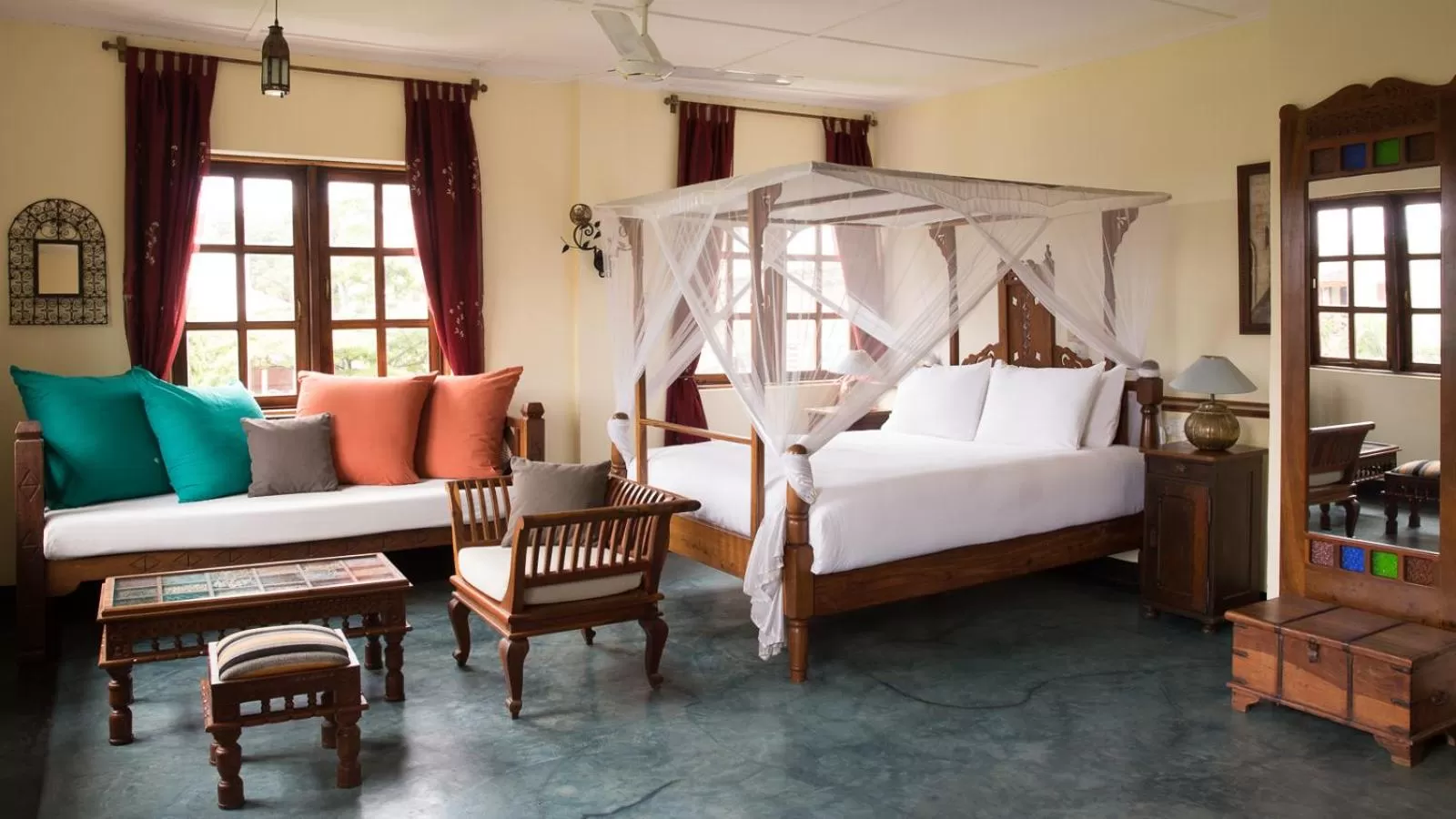 Bedroom, Bed in Beyt Al Salaam