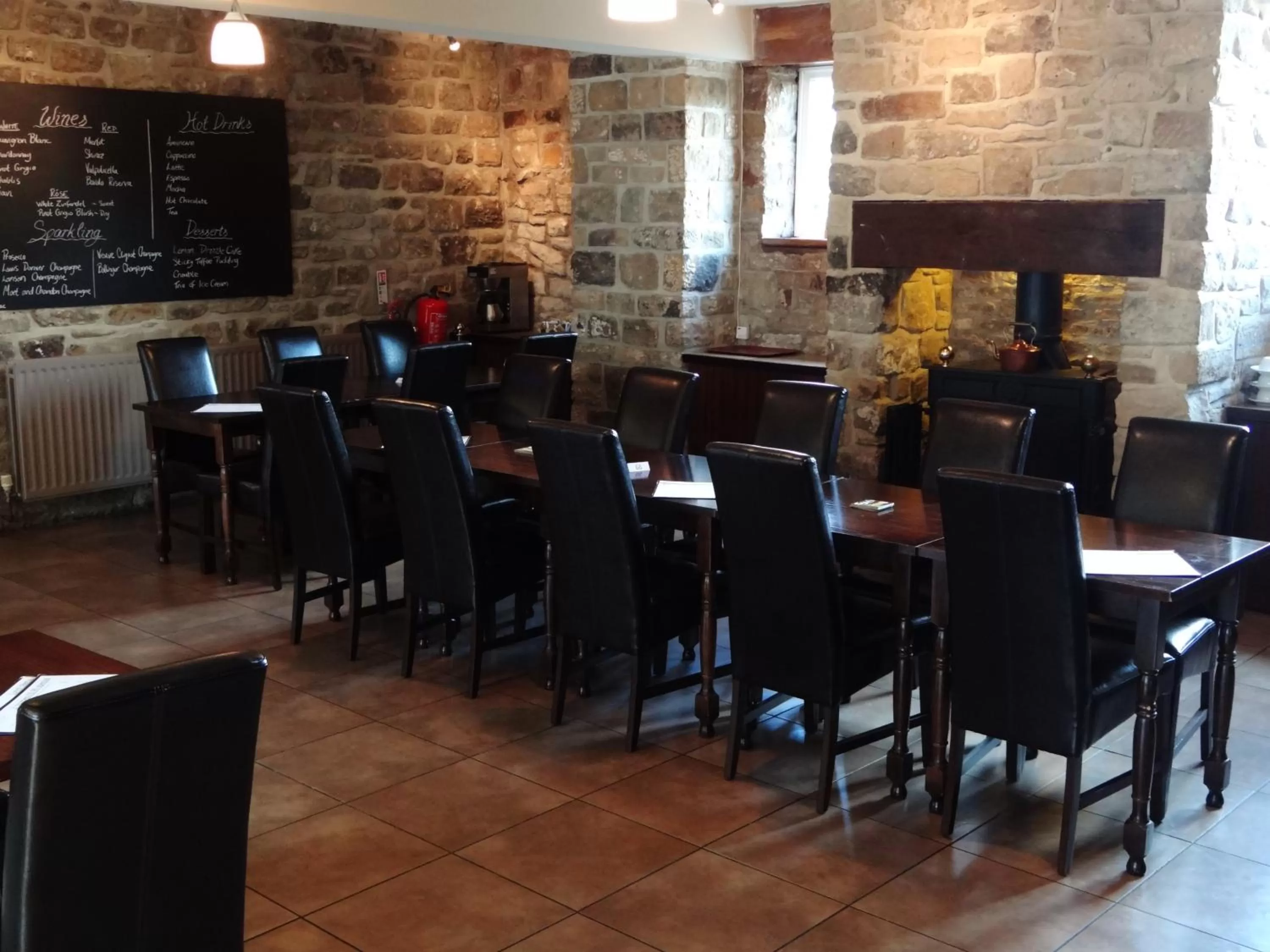 Restaurant/places to eat in The Angel View Hotel