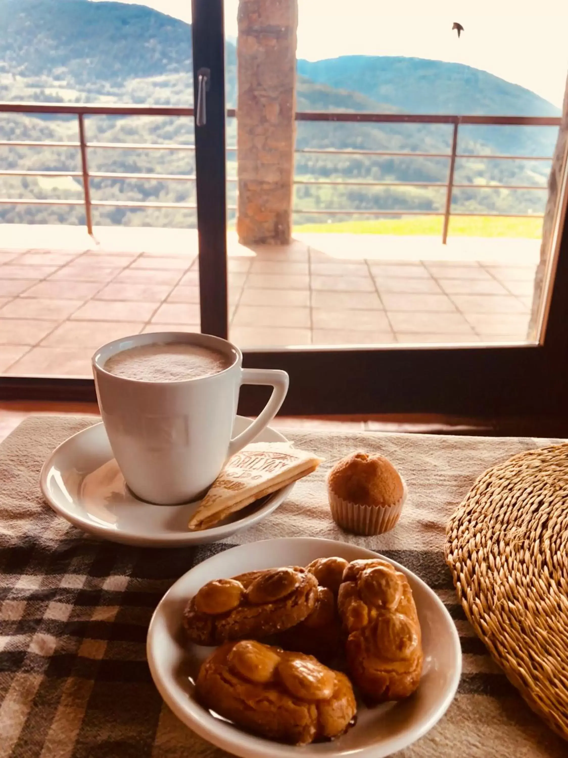 Buffet breakfast in Serrat del Vent - Adults only