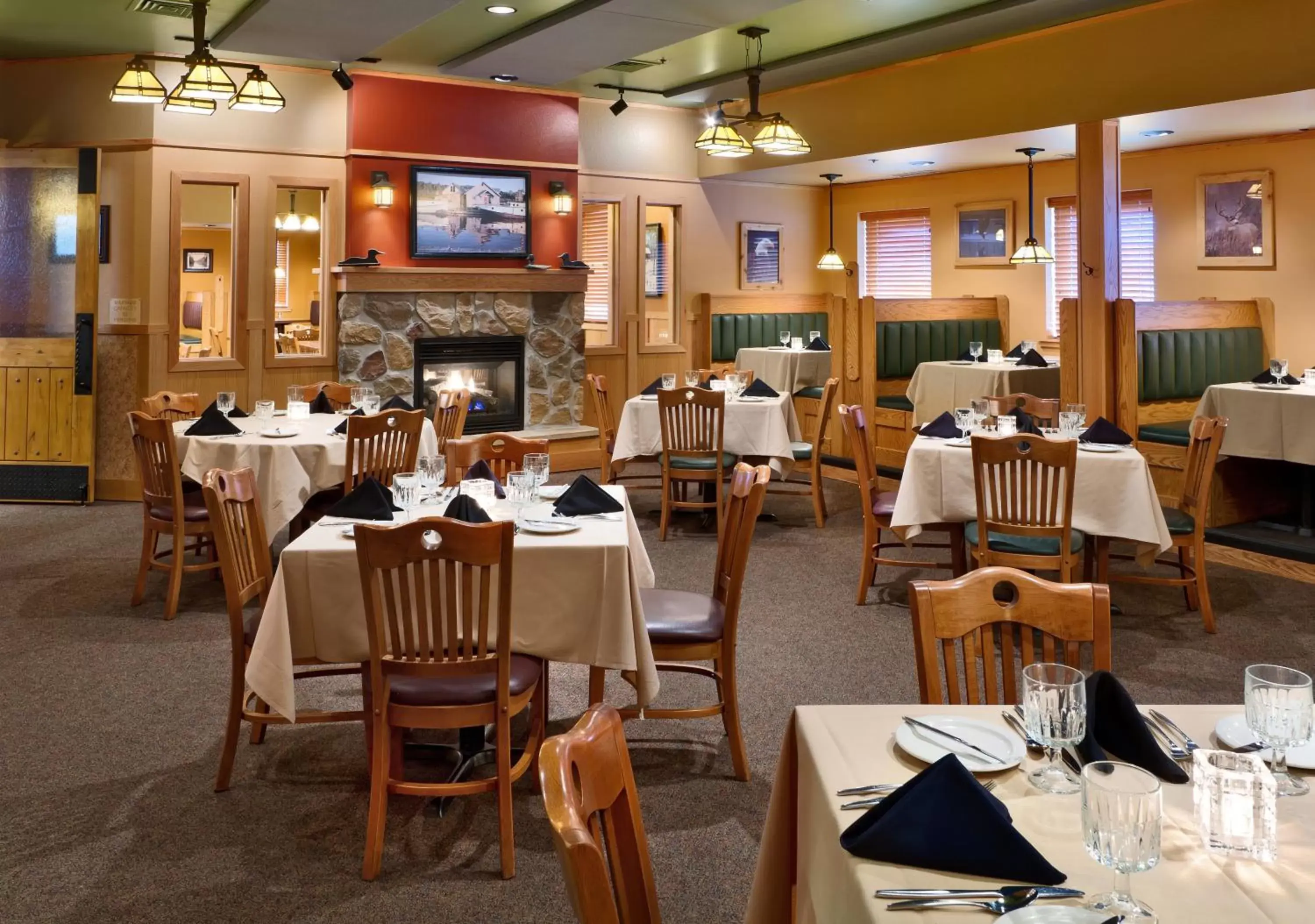Restaurant/places to eat in The Lodge at Brainerd Lakes, Trademark Collection by Wyndham Restaurant/places to eat in The Lodge at Brainerd Lakes, Trademark Collection by Wyndham