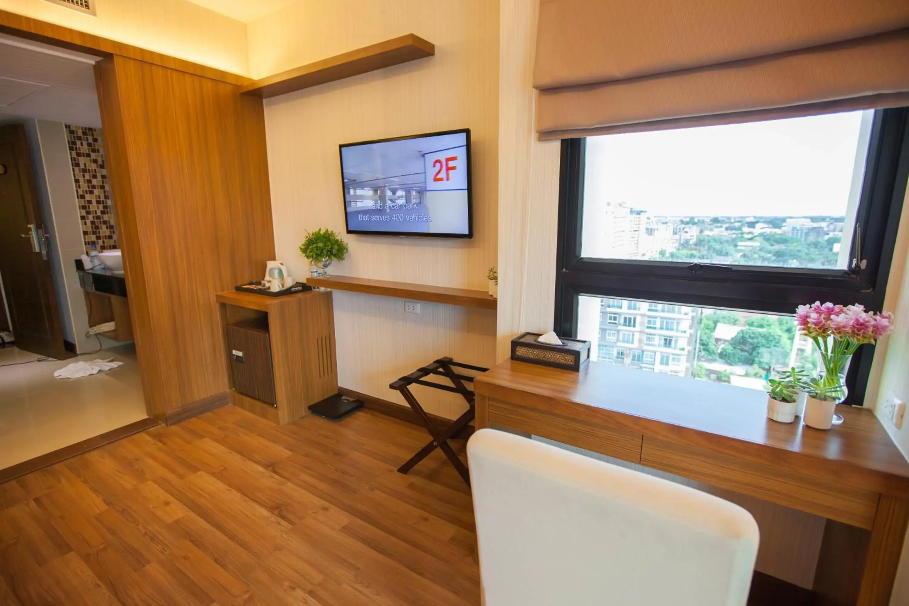TV and multimedia, TV/Entertainment Center in Chiangmai Grandview Hotel & Convention Center - SHA Extra Plus