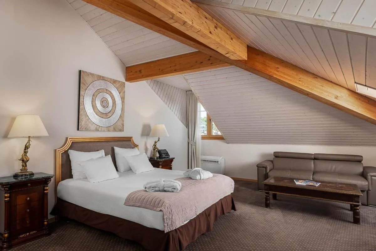 Bed in Hotel Le Rive