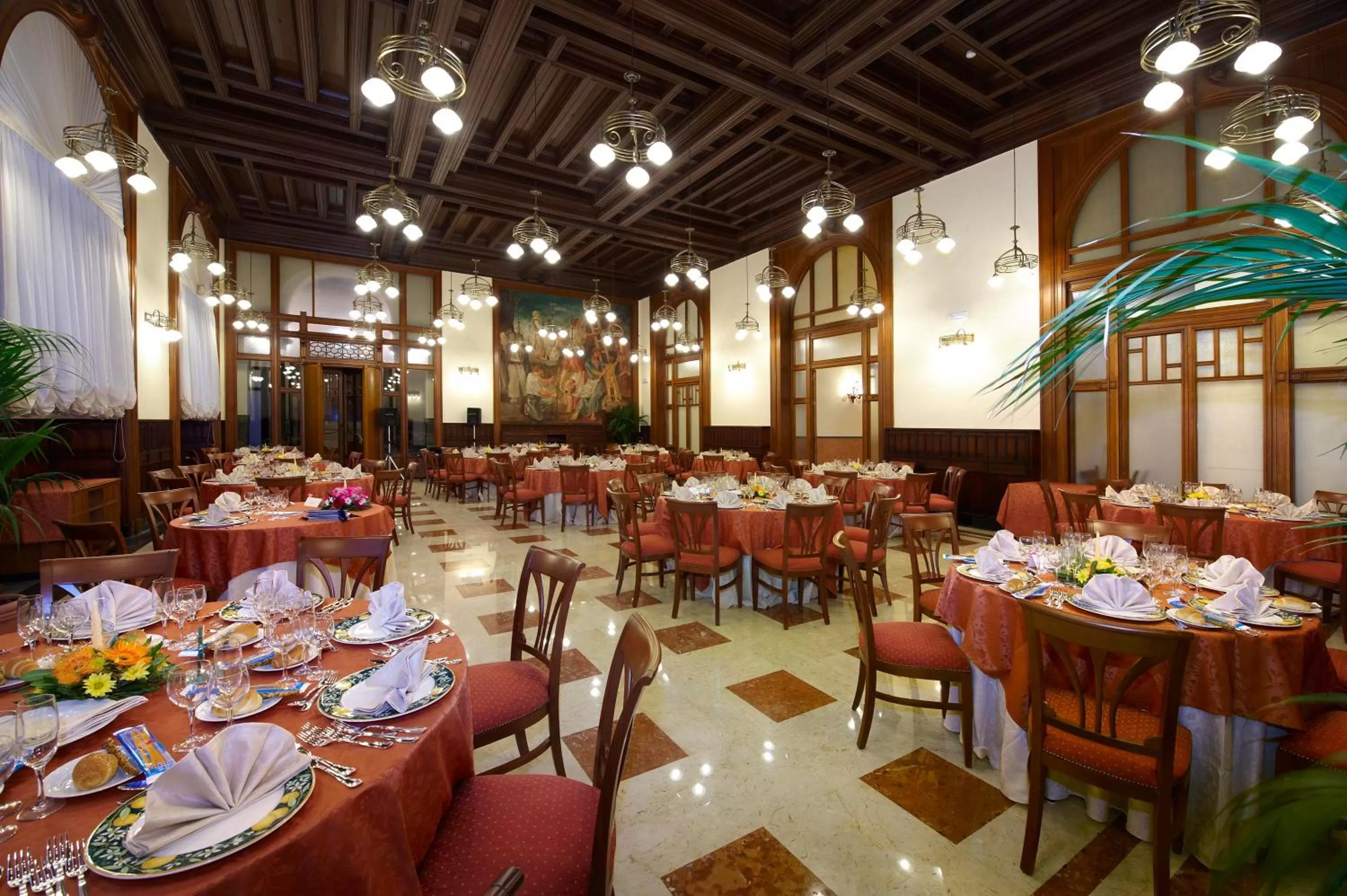 Restaurant/places to eat in Grand Hotel Piazza Borsa