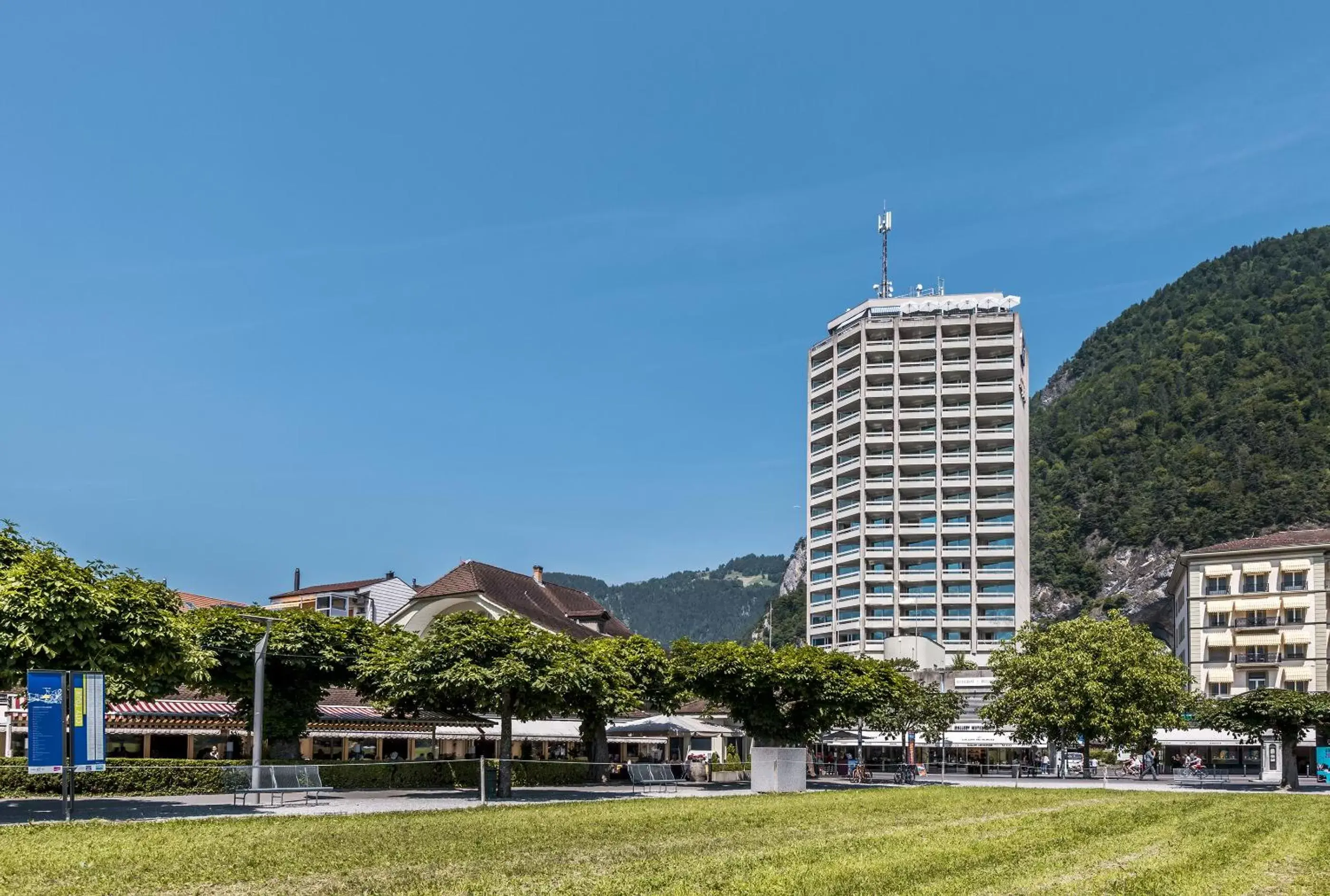 Property building in Metropole Swiss Quality Hotel