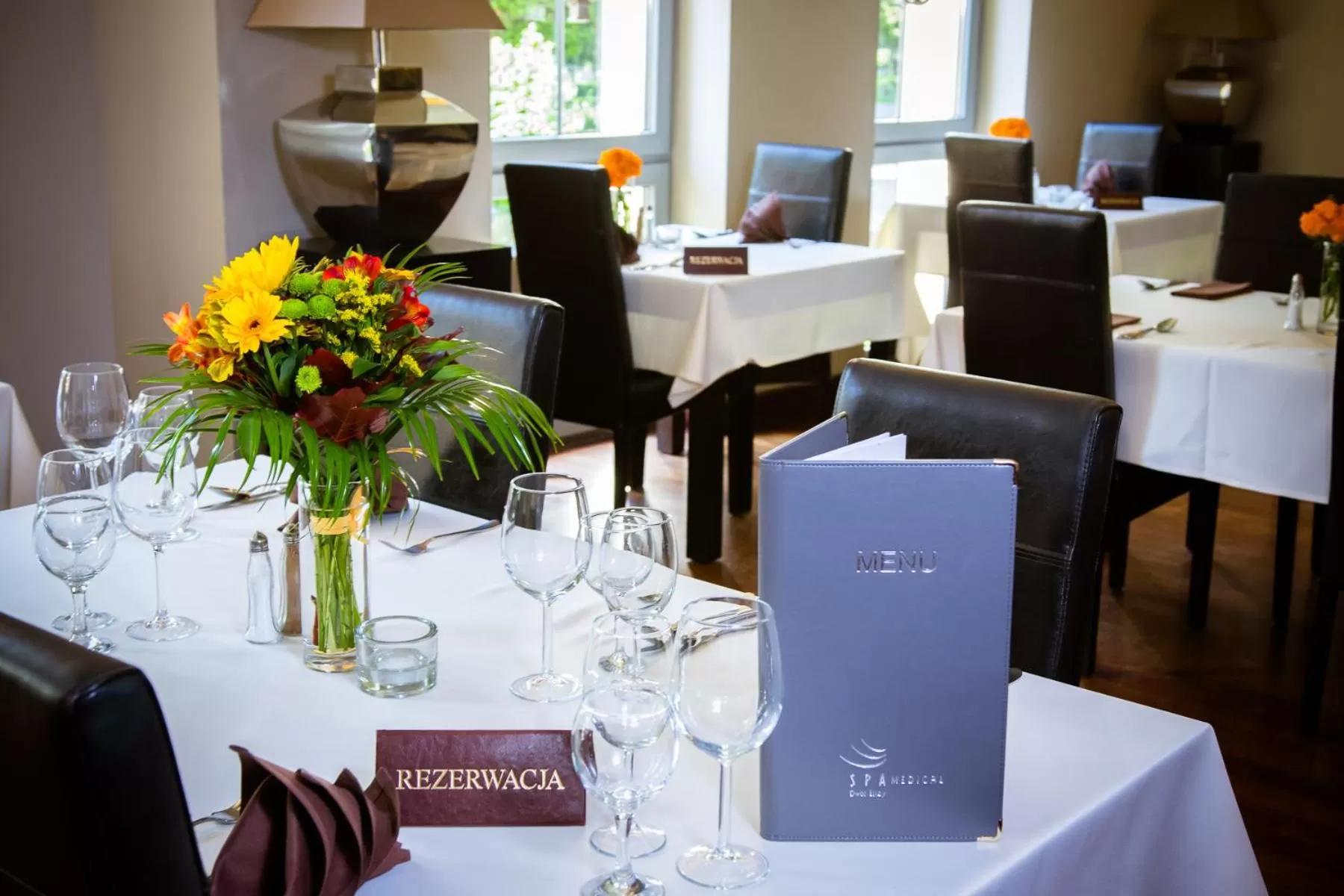 Restaurant/places to eat in Hotel Nowy Dwór Elizy blisko Sky Bridge