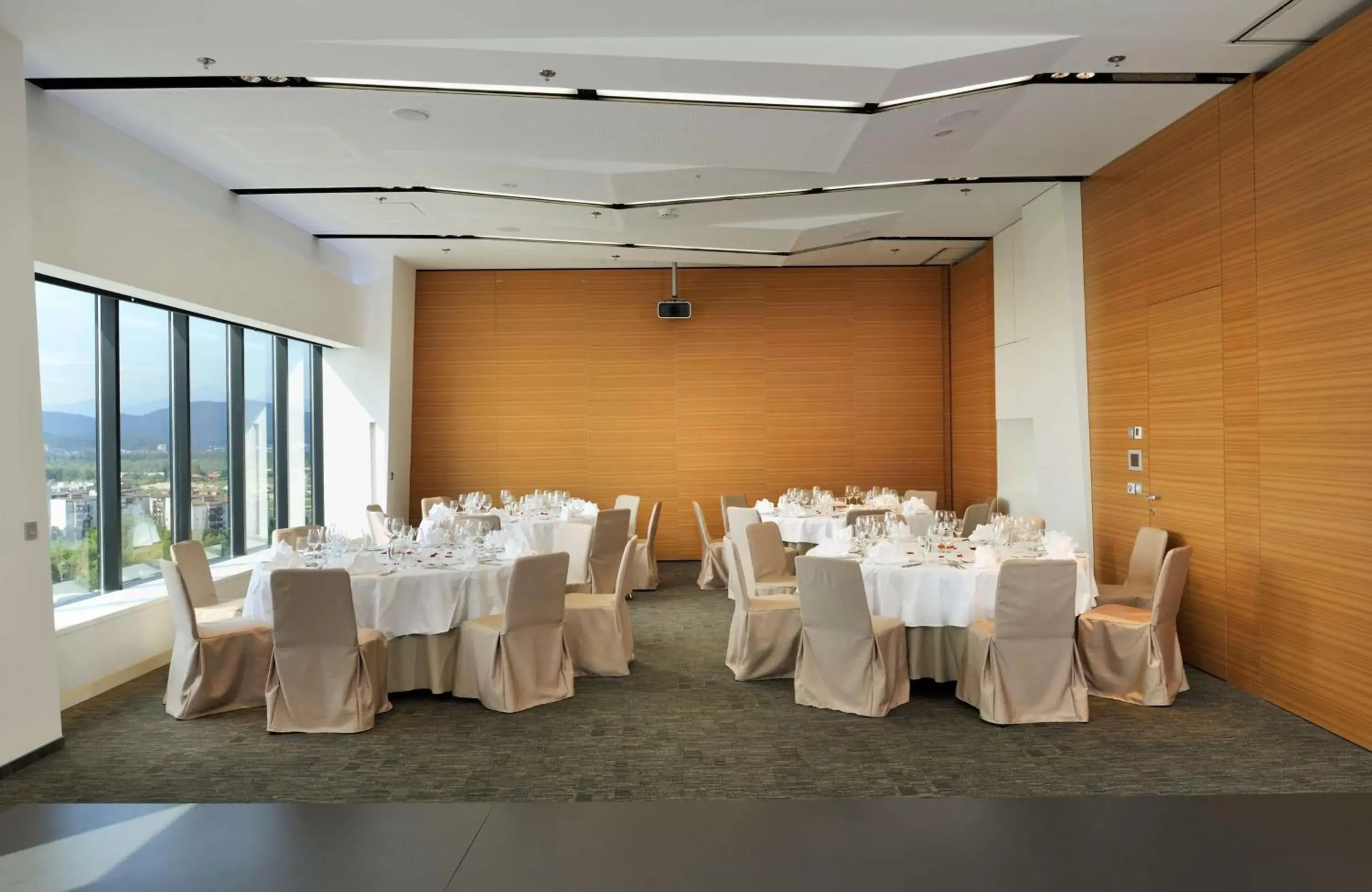 On site, Banquet Facilities in Radisson Blu Plaza Hotel Ljubljana