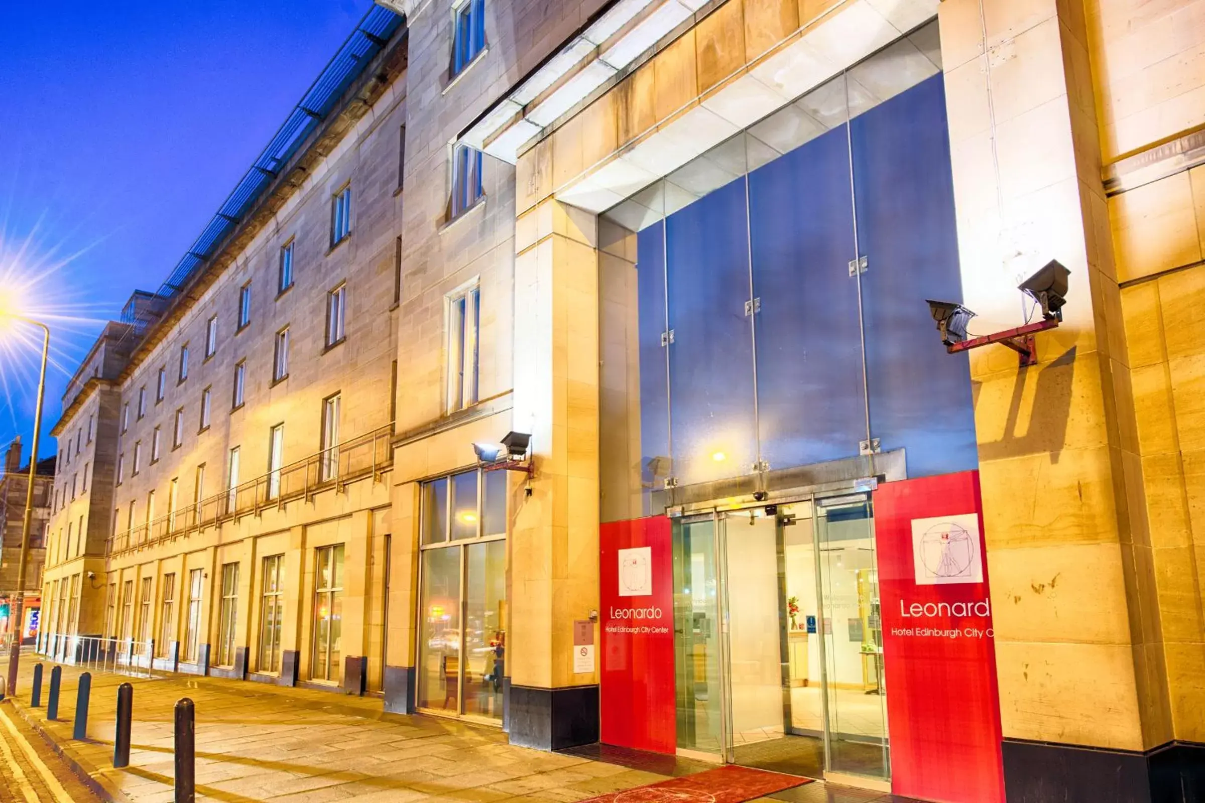 Facade/entrance in Leonardo Royal Edinburgh Haymarket