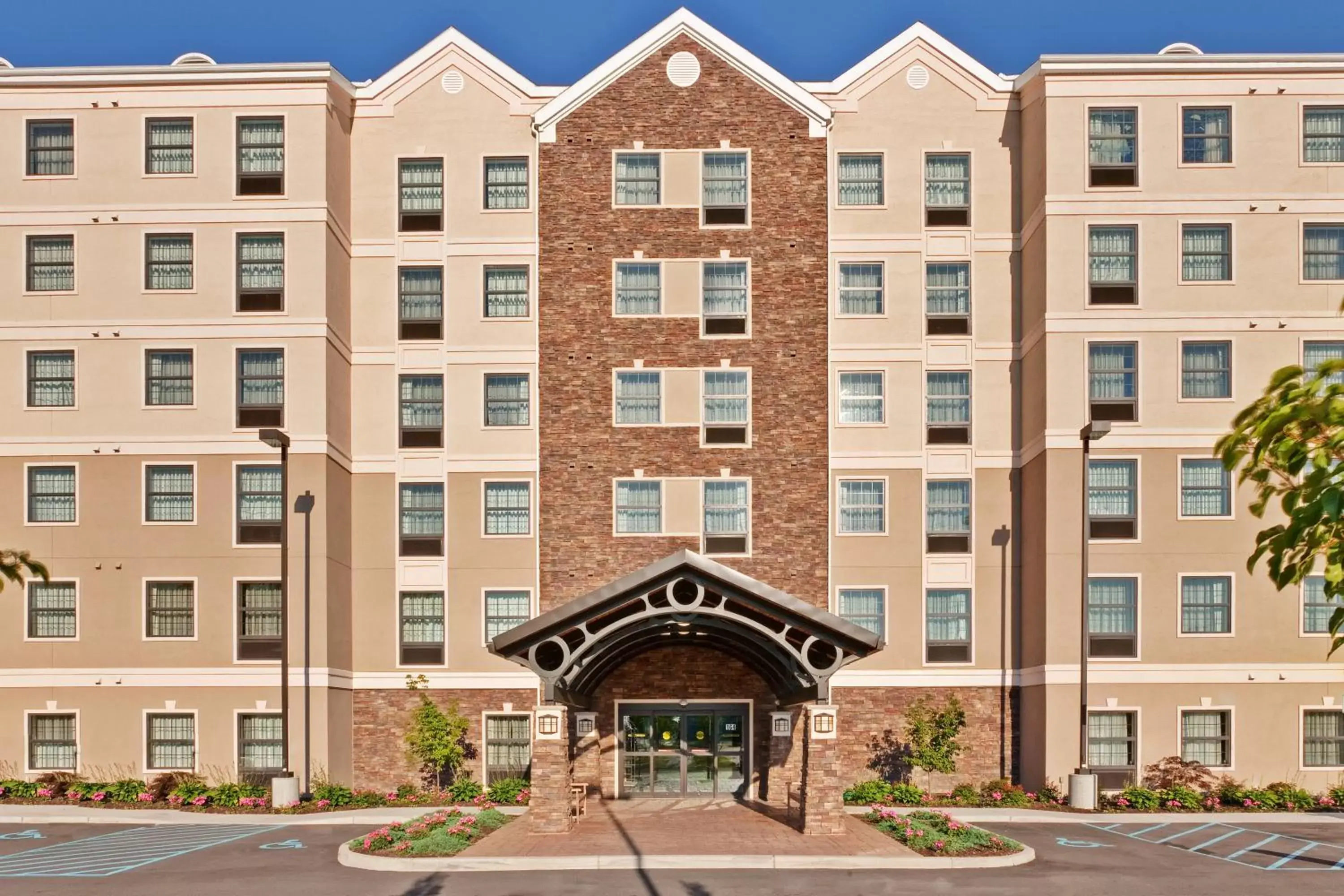 Property Building in Staybridge Suites Buffalo, an IHG Hotel