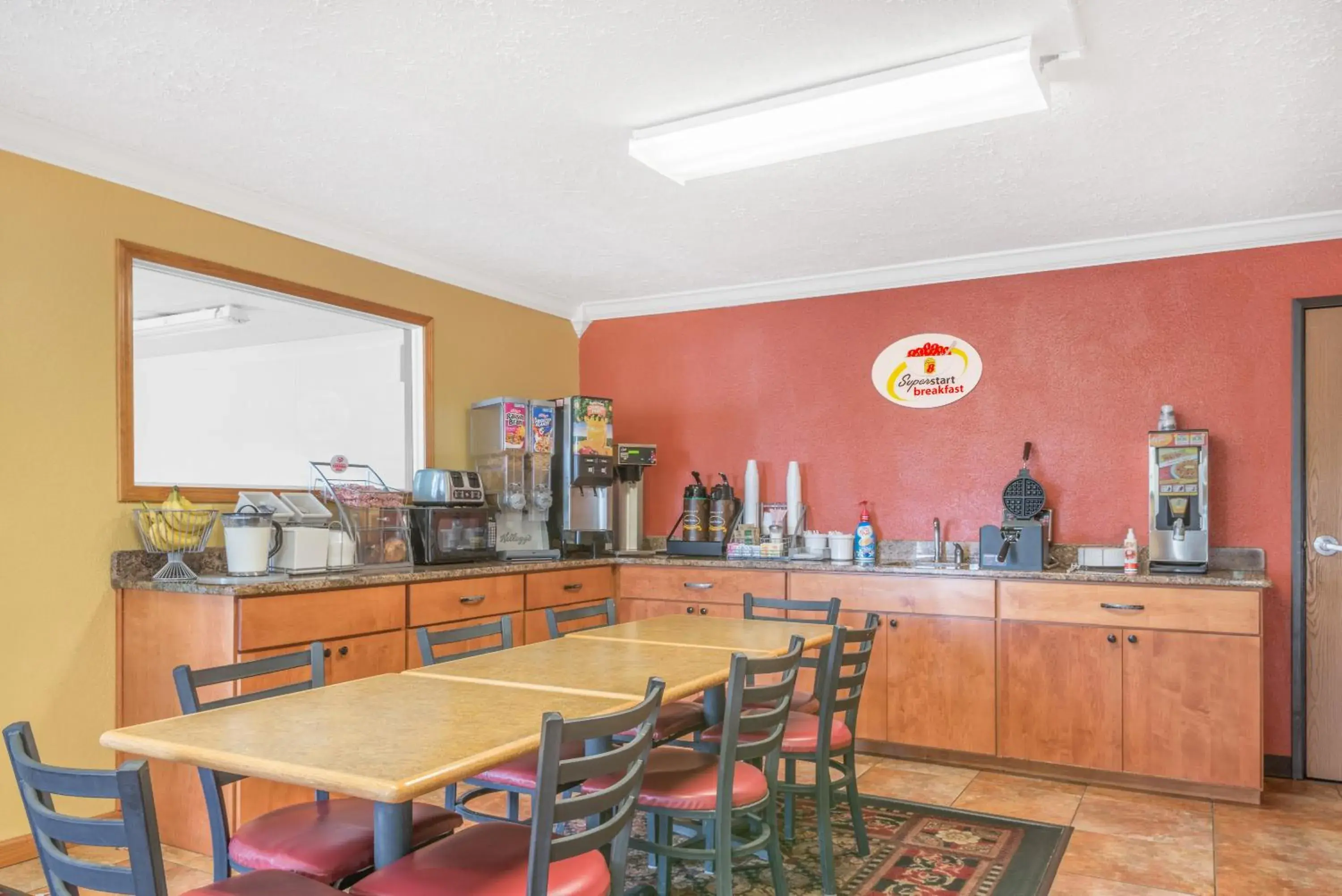 Continental breakfast, Restaurant/Places to Eat in Super 8 by Wyndham Vincennes