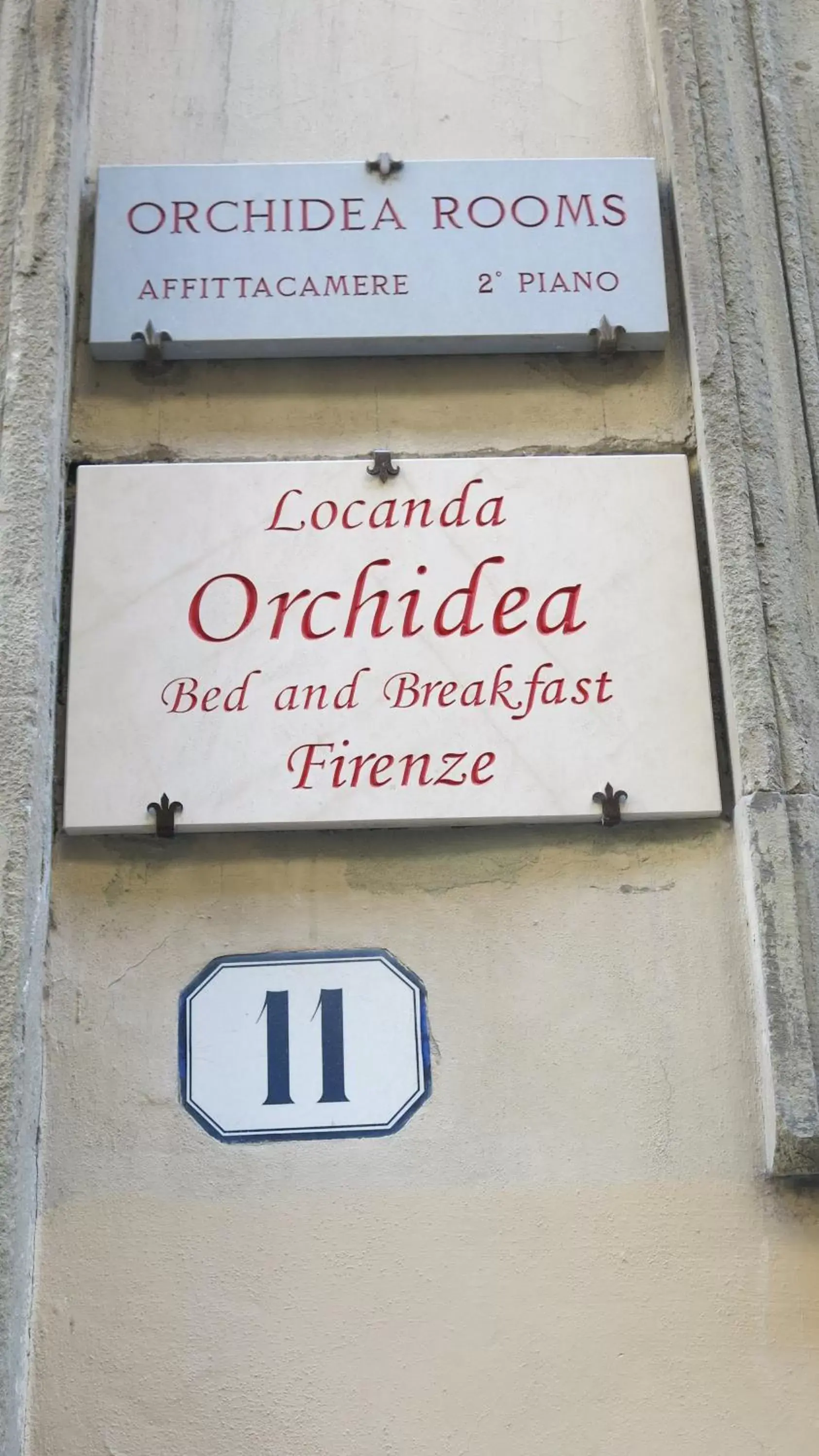 Facade/entrance in Locanda Orchidea