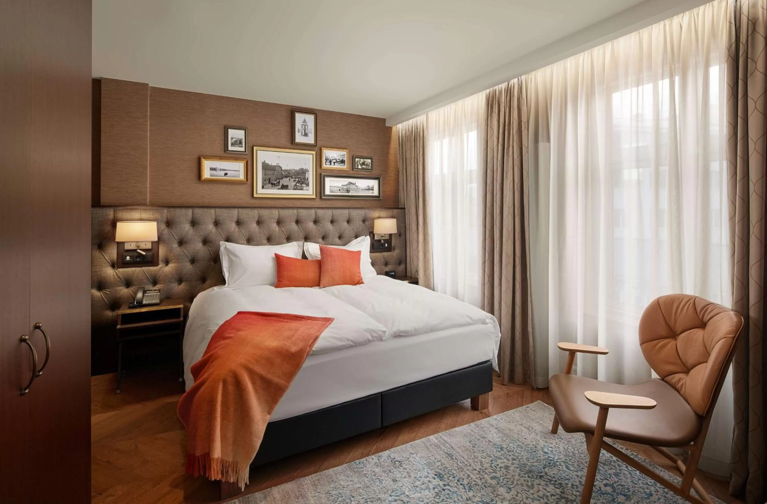 Bed in Reykjavik Konsulat Hotel, Curio Collection By Hilton