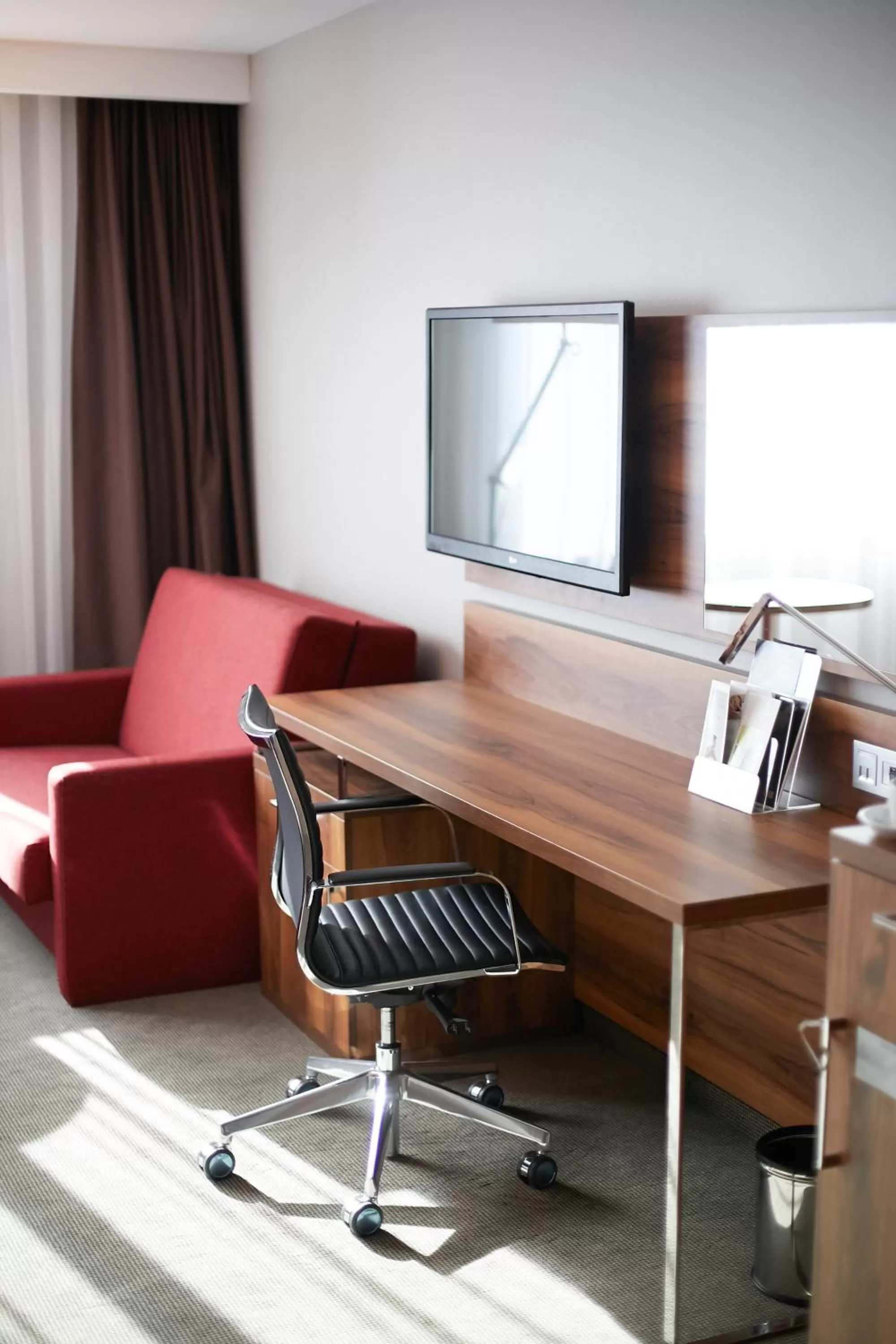 Photo of the whole room in Holiday Inn Krakow City Centre by IHG