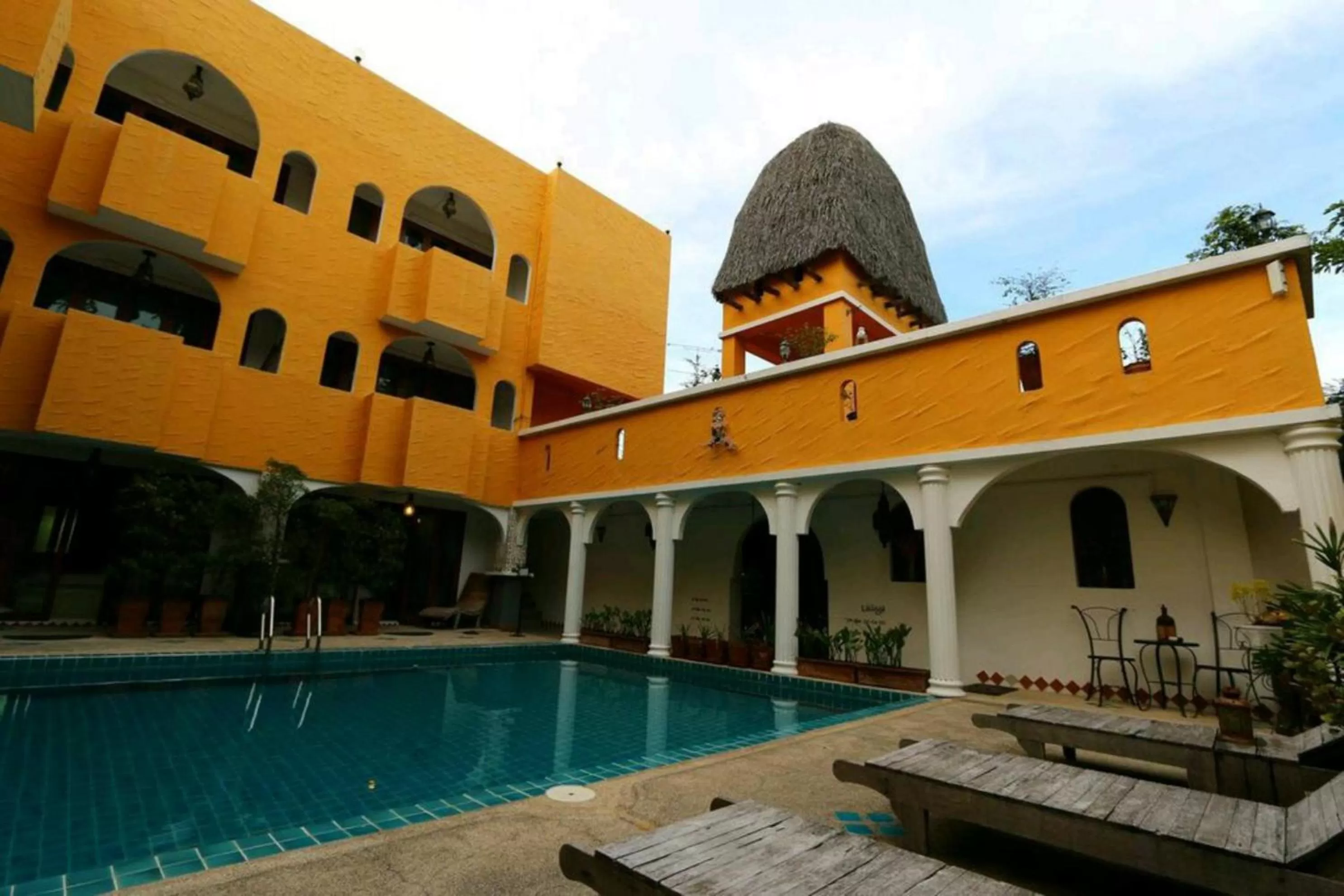 Property building in Riad Hua Hin