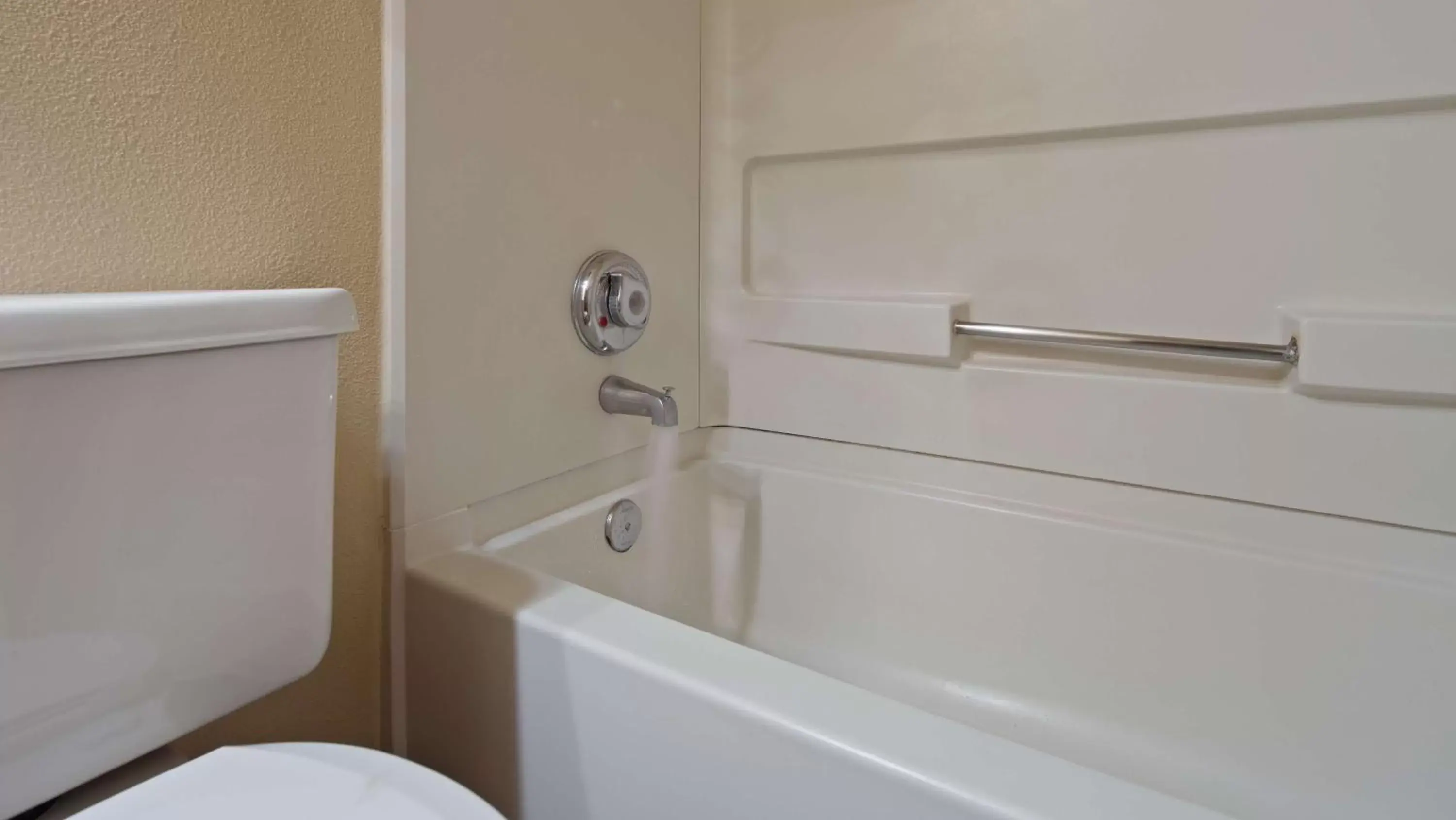 Photo of the whole room, Bathroom in Best Western Plus Inn of Santa Fe