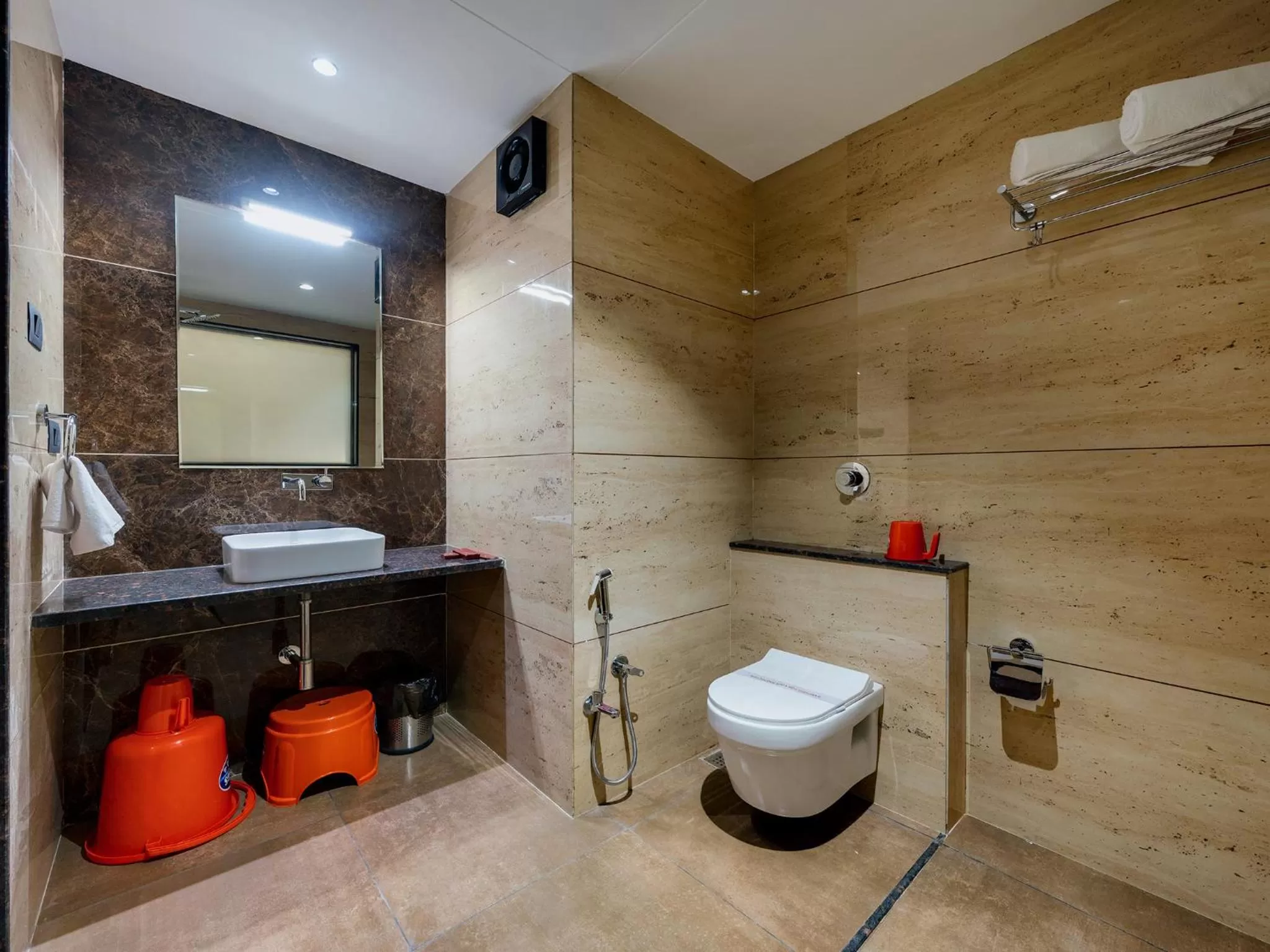 Toilet in Golden Leaf Resort