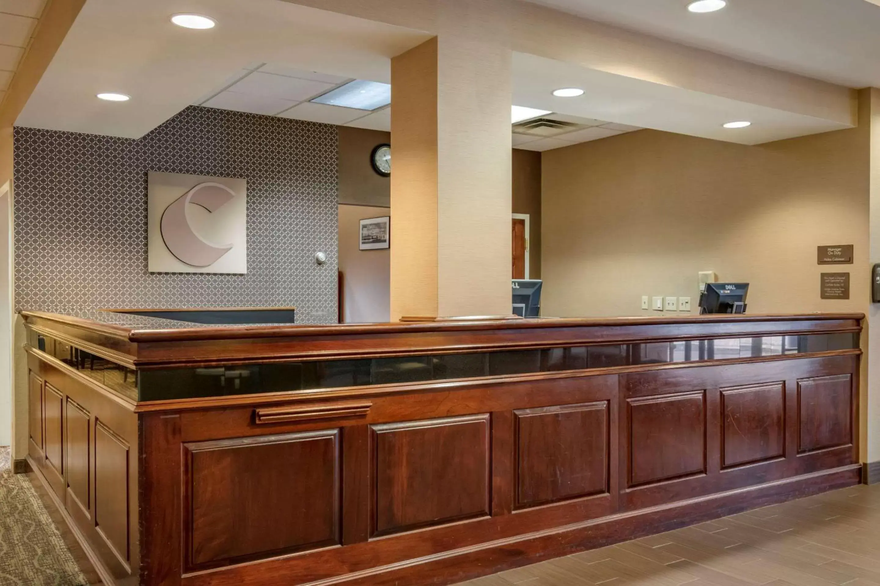 Lobby or reception in Comfort Suites Downtown Carlisle Lobby or reception in Comfort Suites Downtown Carlisle
