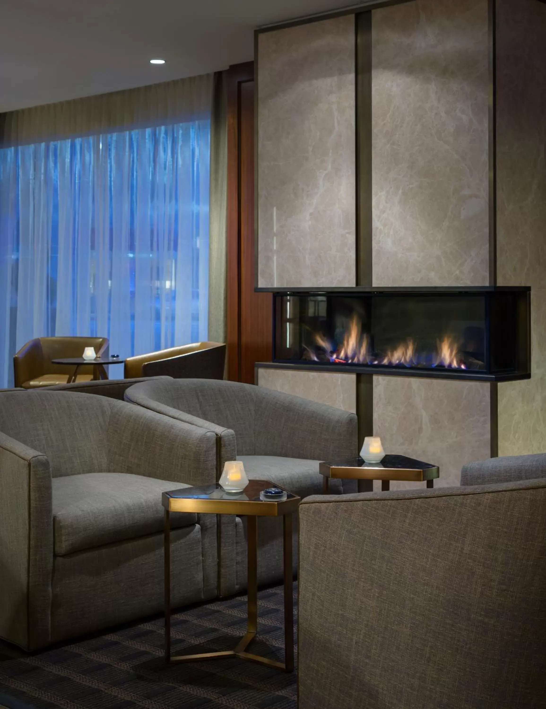 Lounge or bar, Seating Area in Boston Park Plaza