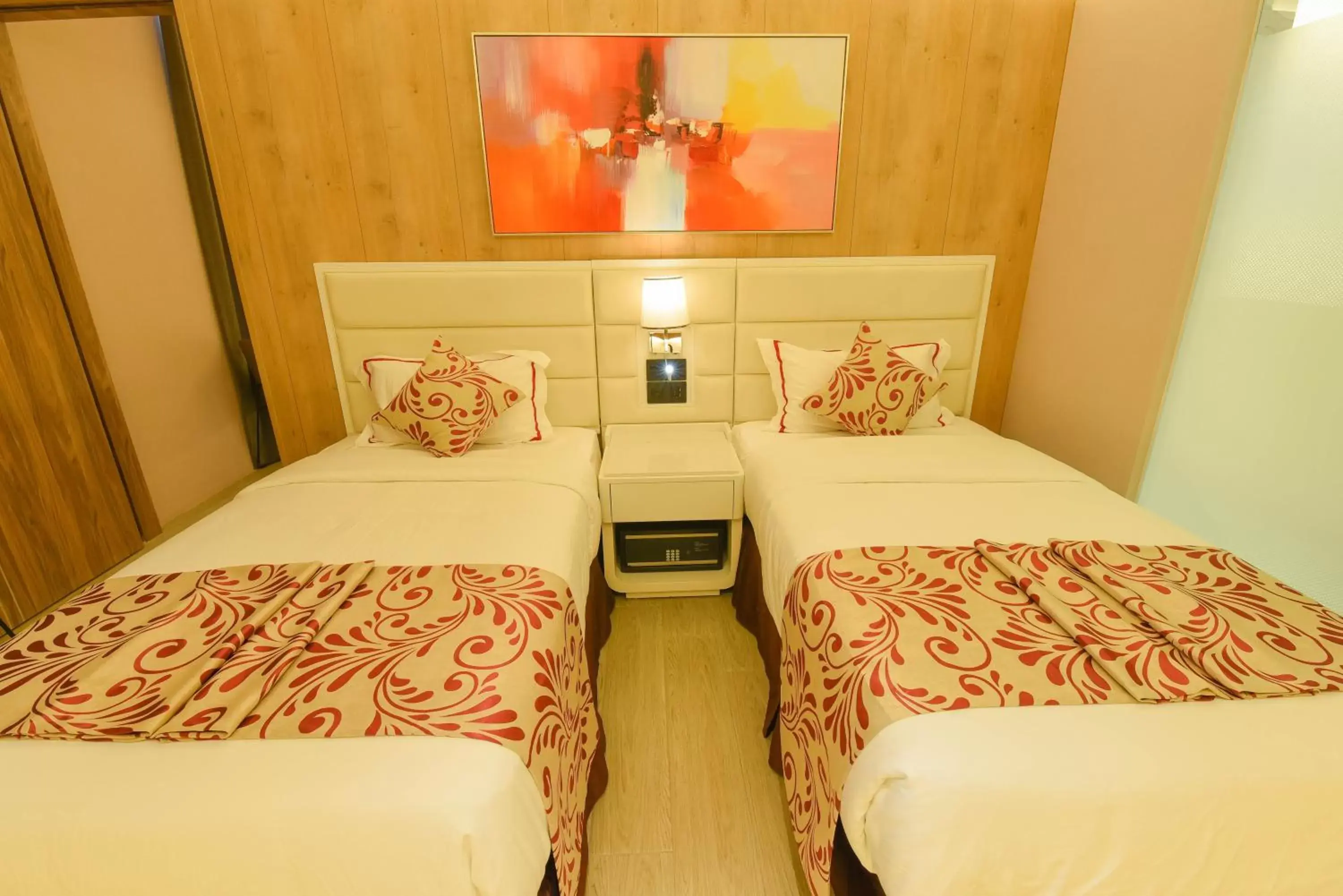 Bed in Red Hotel Cubao, Quezon City