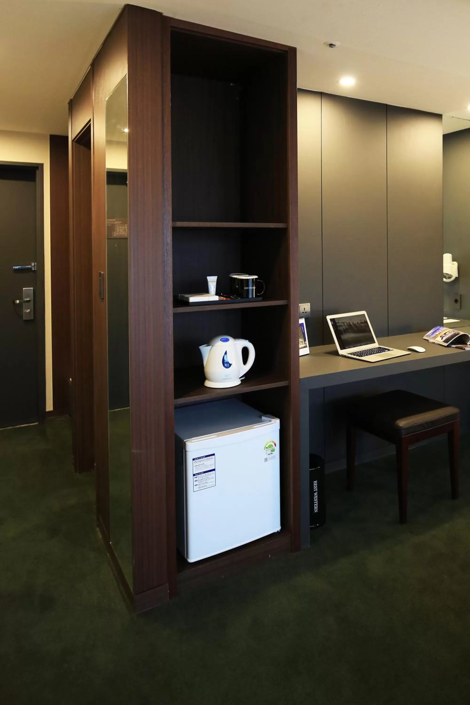 hair dresser in Best Western Jeju Hotel