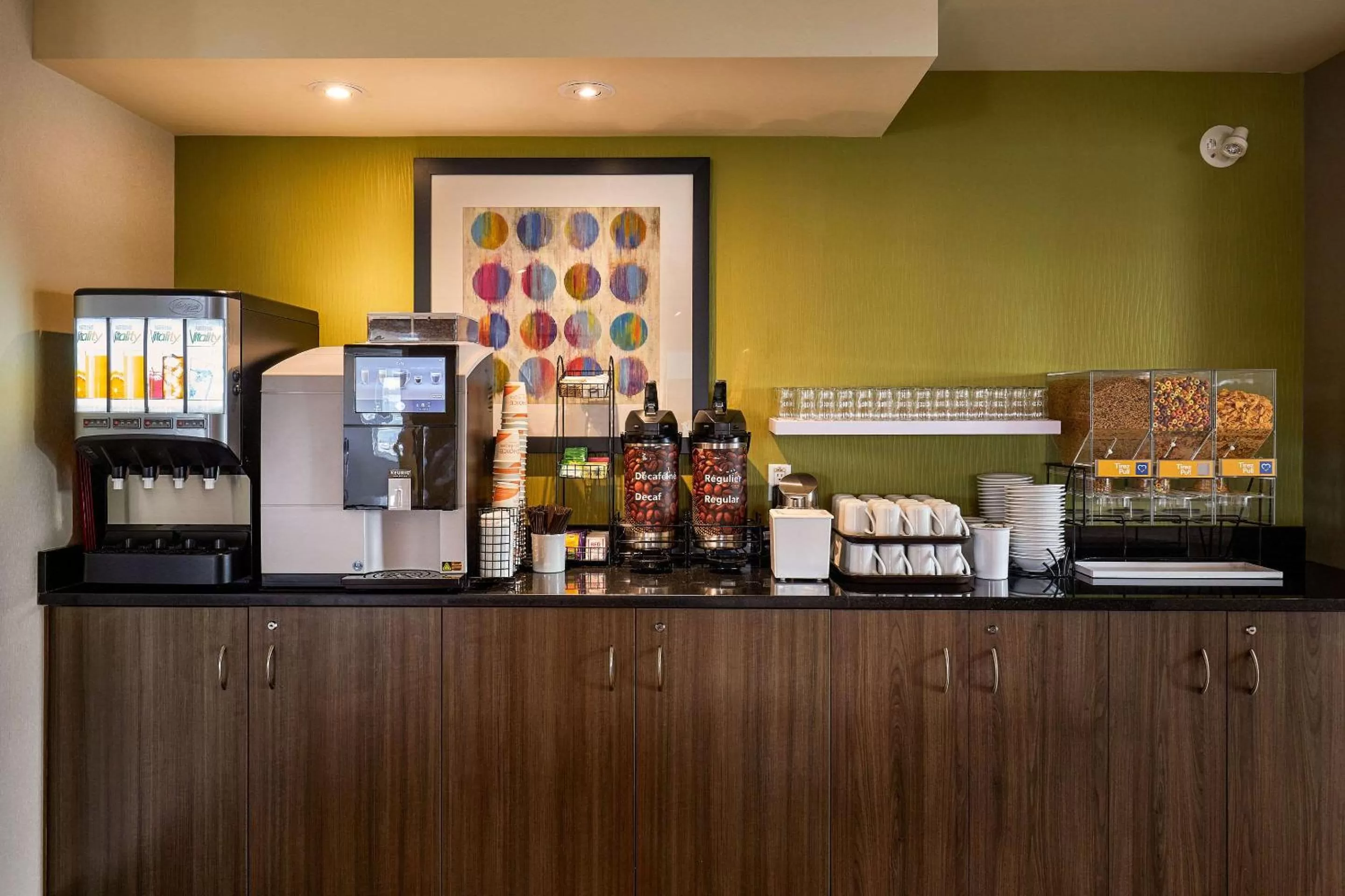 Restaurant/places to eat in Comfort Inn