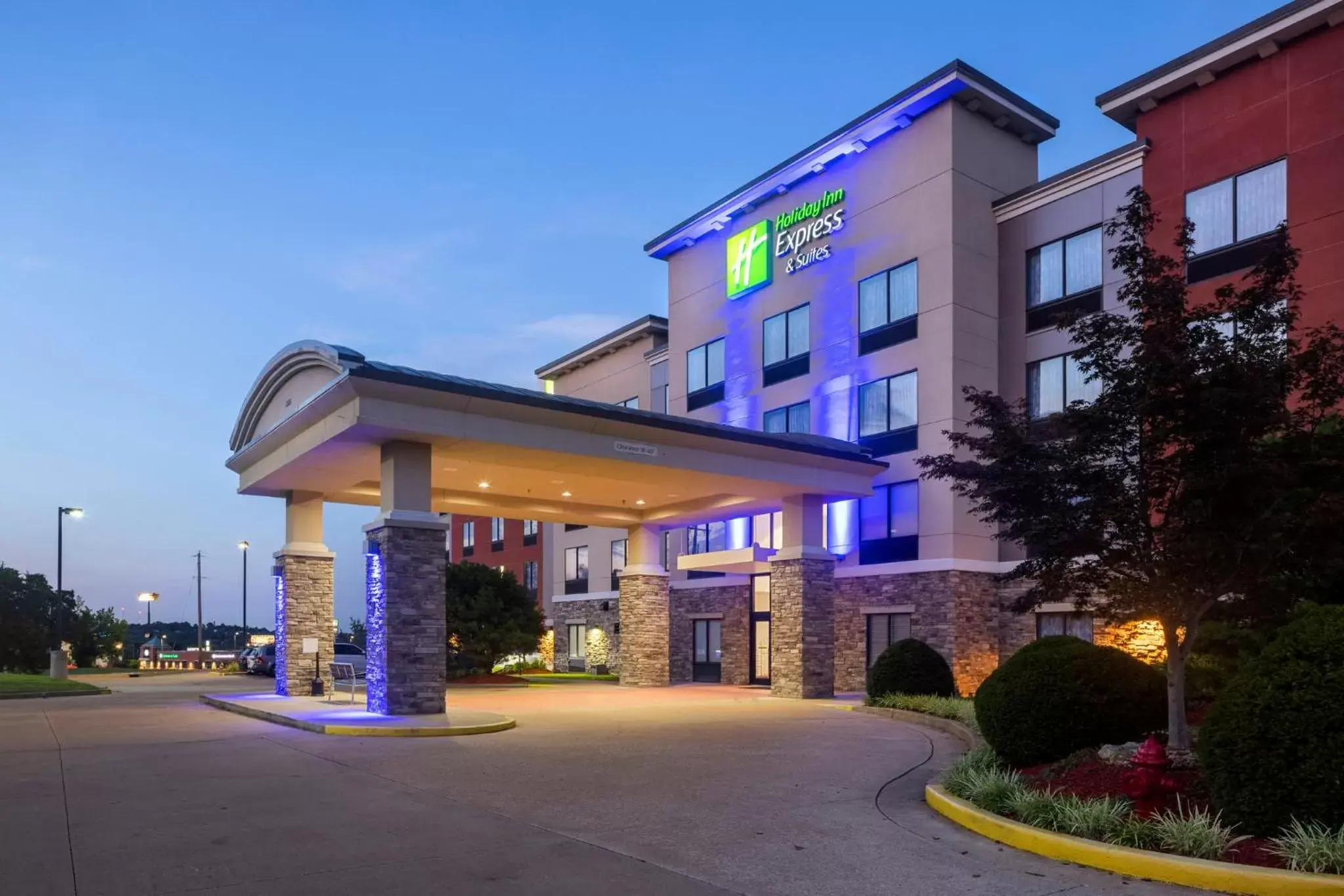 Property Building in Holiday Inn Express Hotel & Suites Festus-South St. Louis, an IHG Hotel