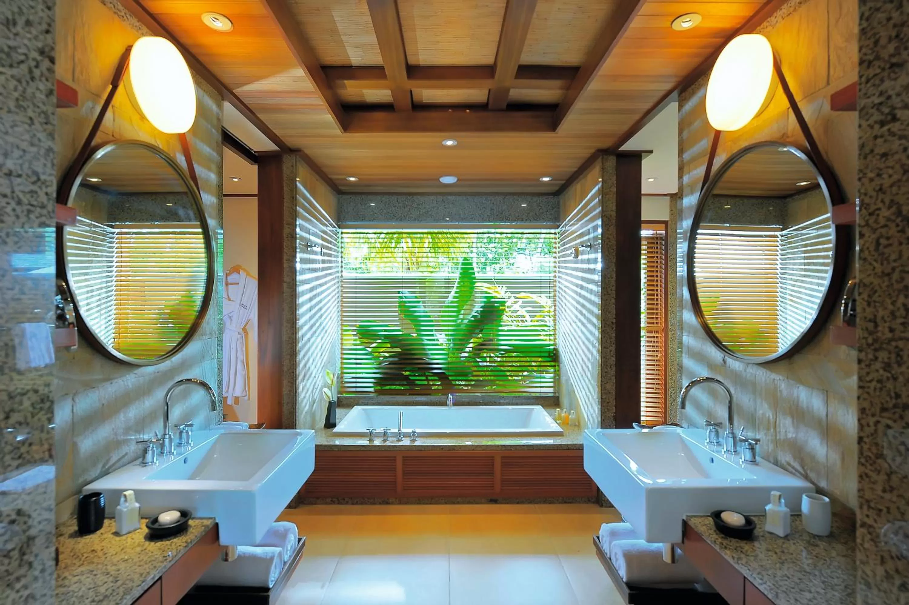 Bathroom in Constance Ephelia