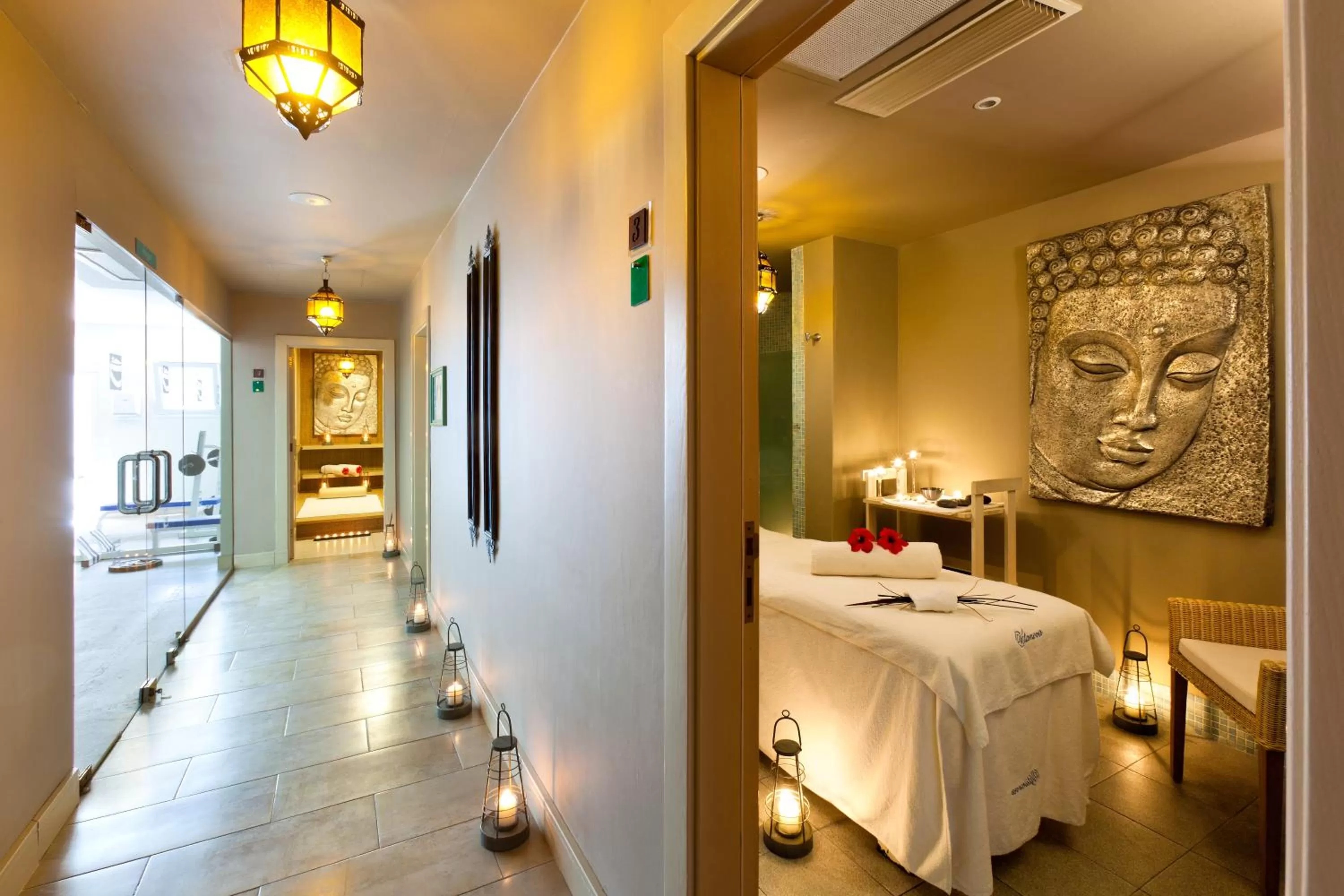 Massage, Bed in Gran Castillo Tagoro Family & Fun Playa Blanca