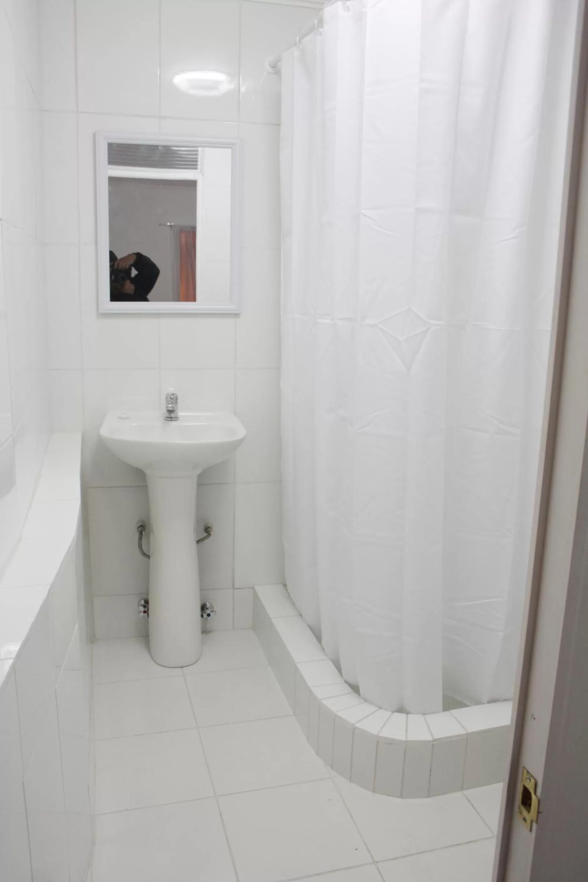 Bathroom in Hotel Velero Centro