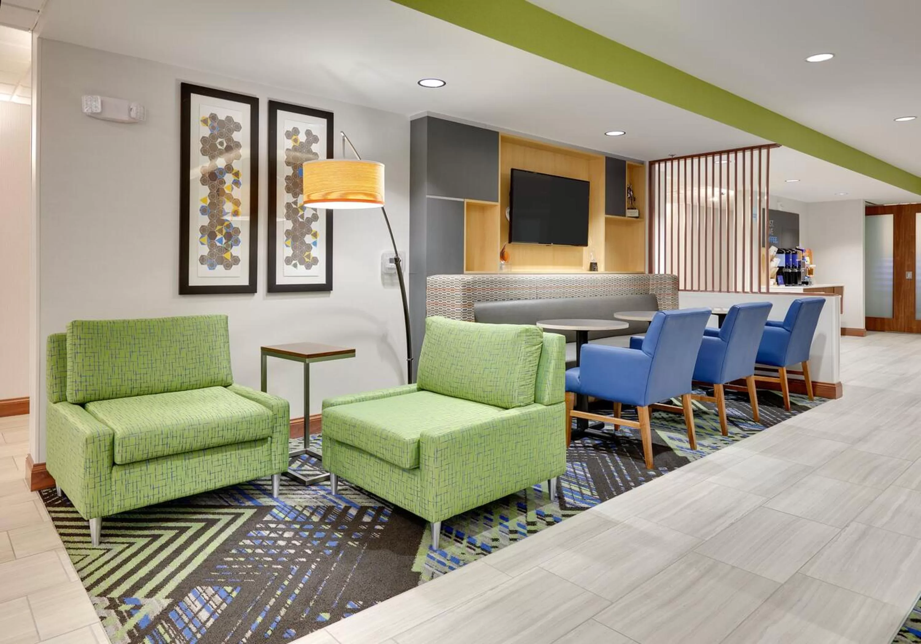 Property building in Holiday Inn Express & Suites Mitchell by IHG