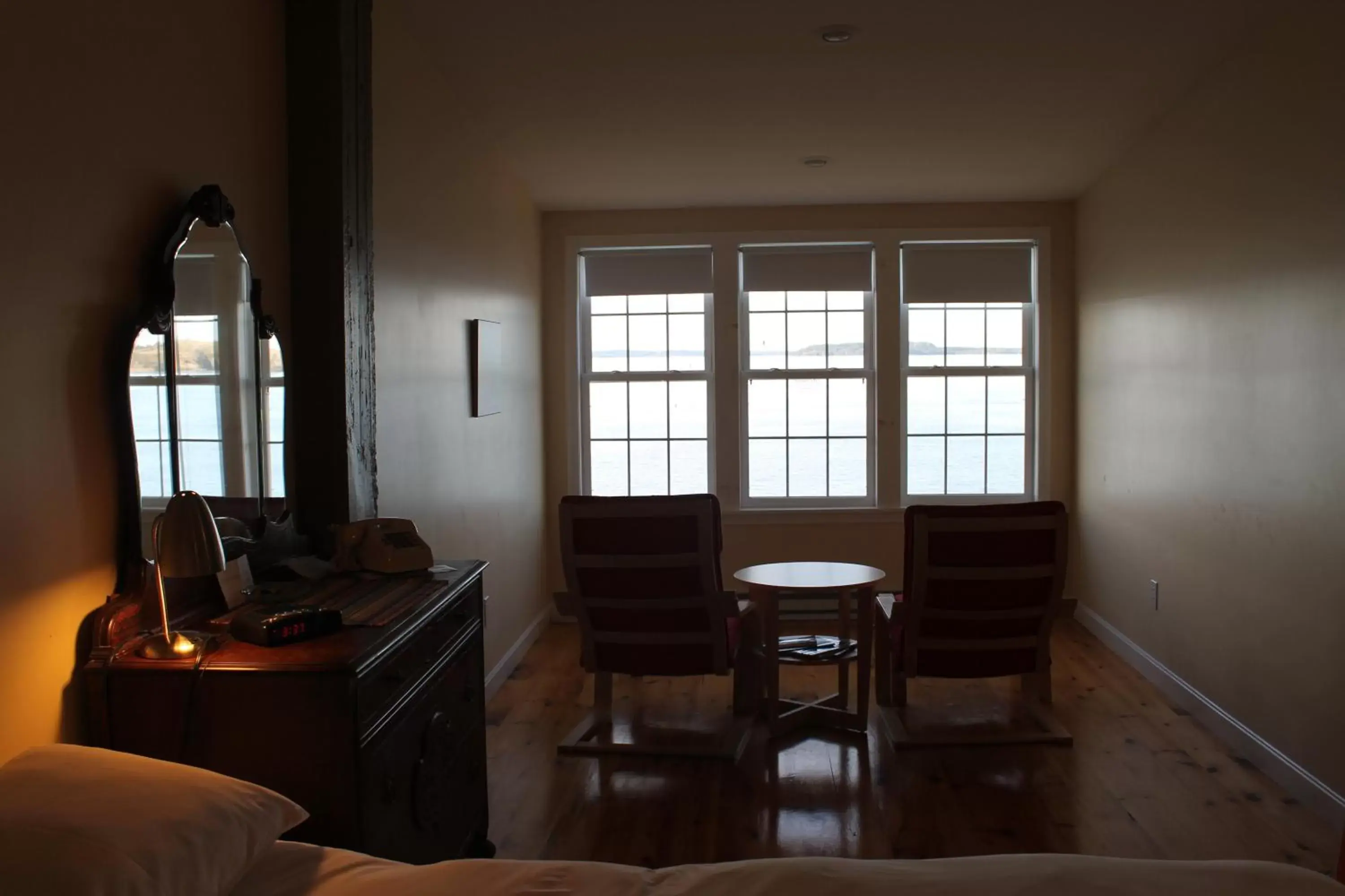 Photo of the whole room, Dining Area in The Inn on the Wharf