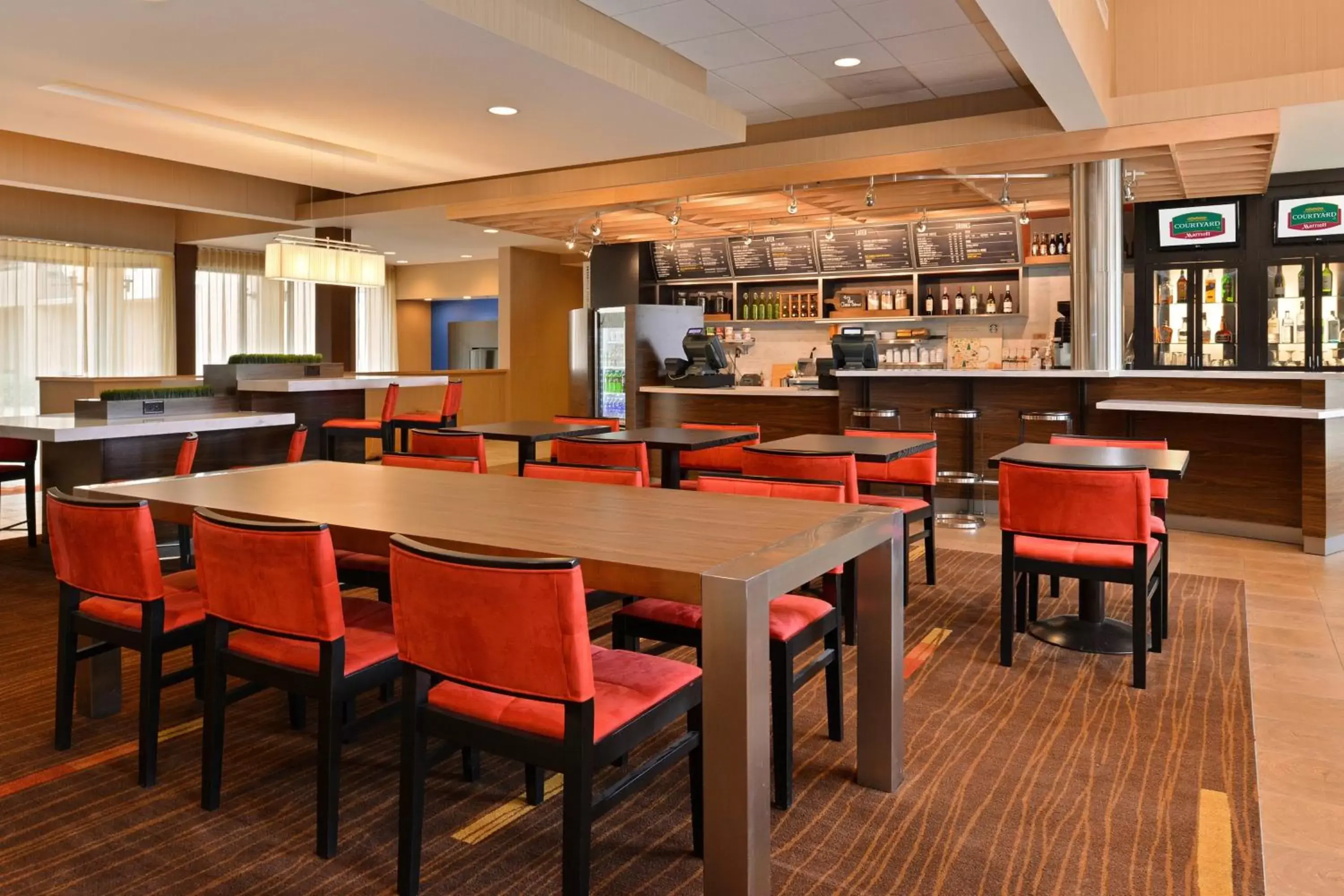 Restaurant/Places to Eat in Courtyard by Marriott Dallas Northwest