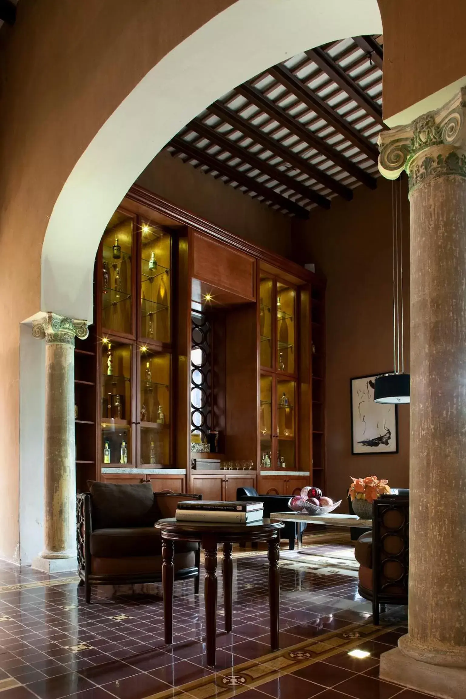 Communal lounge/ TV room in Rosas & Xocolate Boutique Hotel and Spa Merida, a Member of Design Hotels