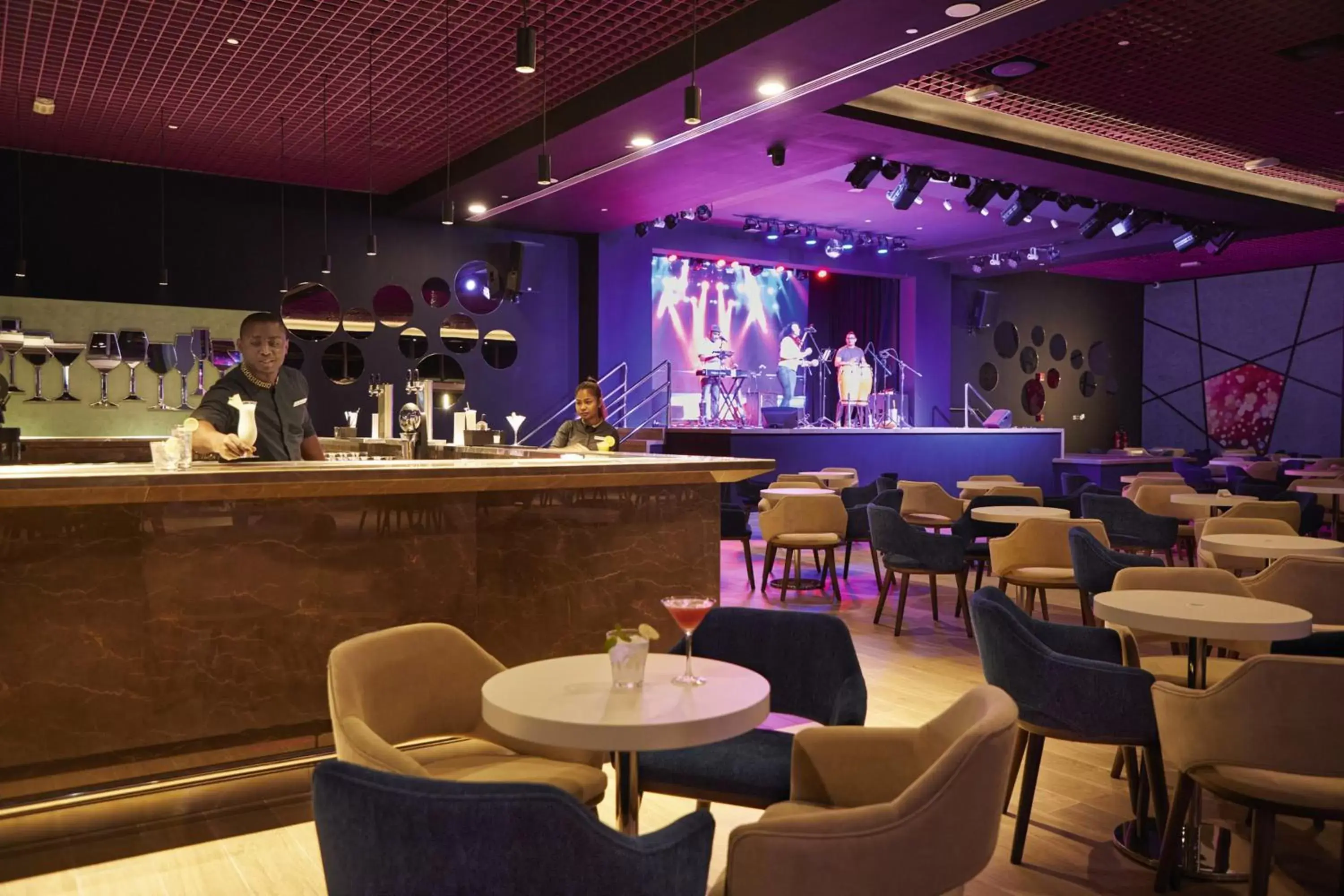 Lounge or bar, Lounge/Bar in Riu Dubai Beach Resort - All Inclusive