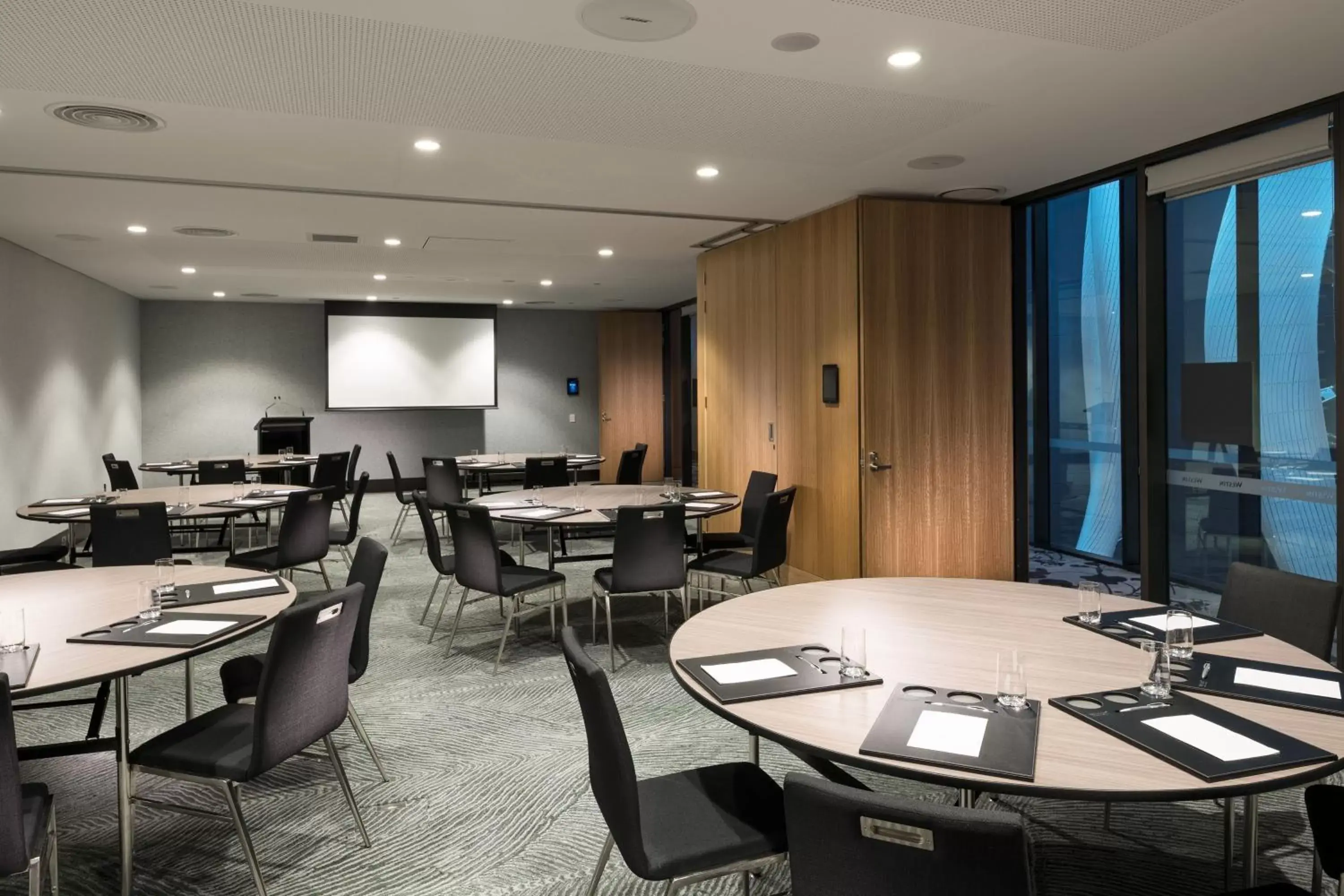 Meeting/conference room, Restaurant/Places to Eat in The Westin Brisbane