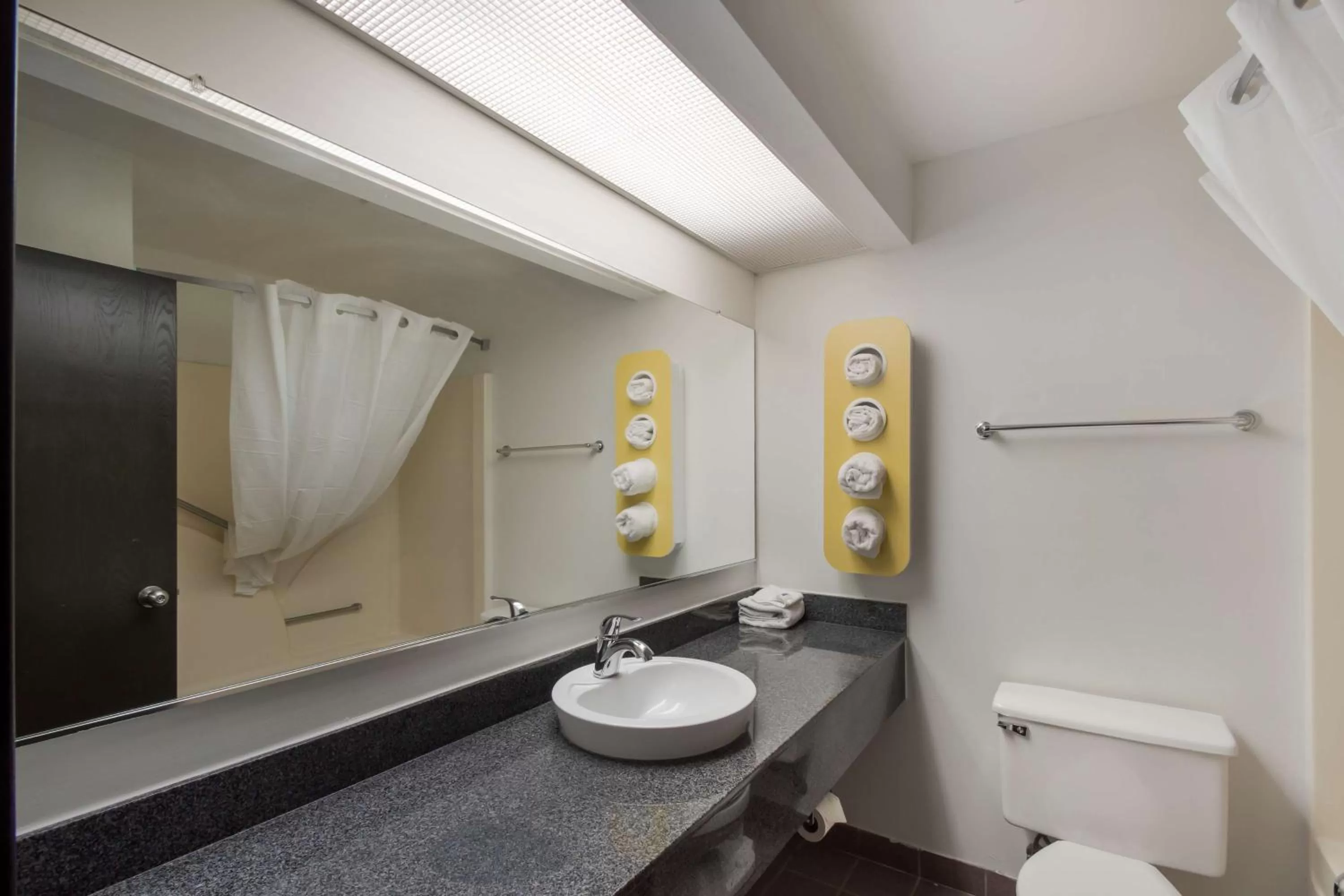 Toilet in Motel 6-Rothschild, WI