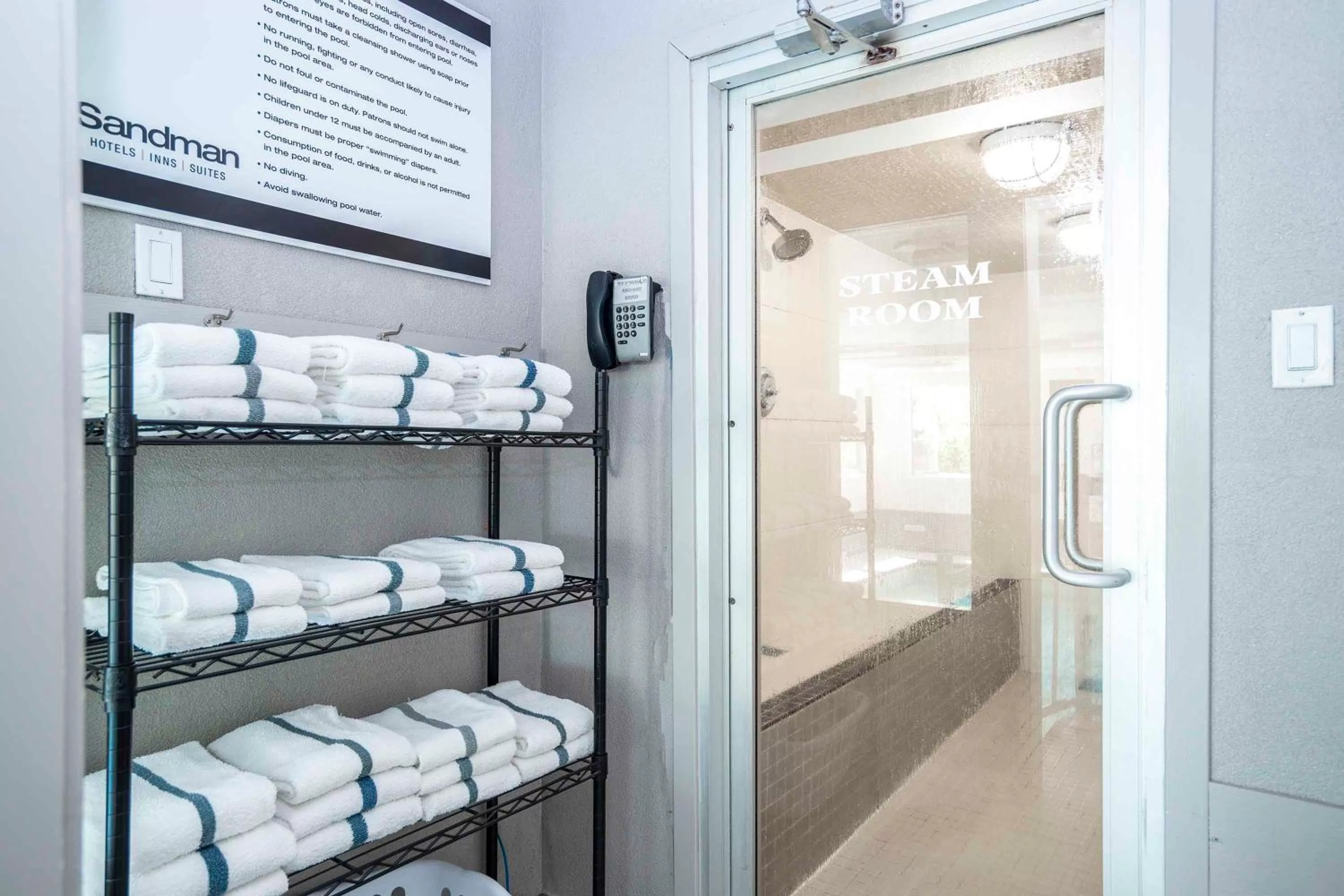 Steam room in Sandman Hotel & Suites Prince George