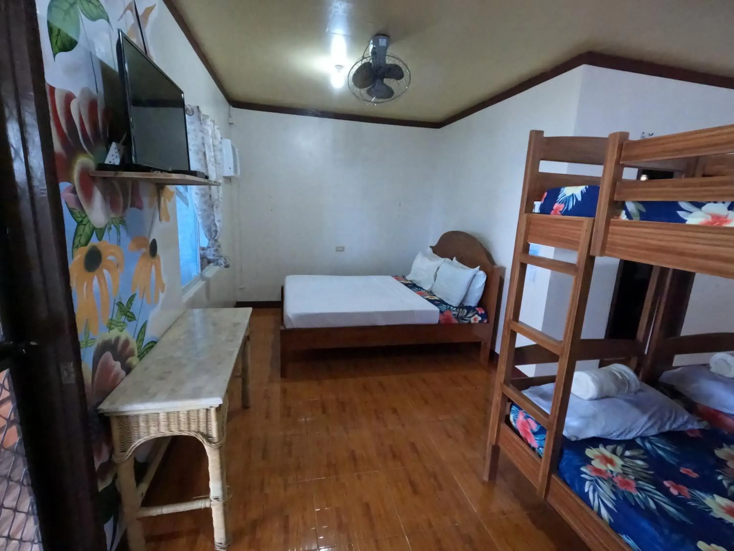 Photo of the whole room, Bunk Bed in Gratum Beach Resort