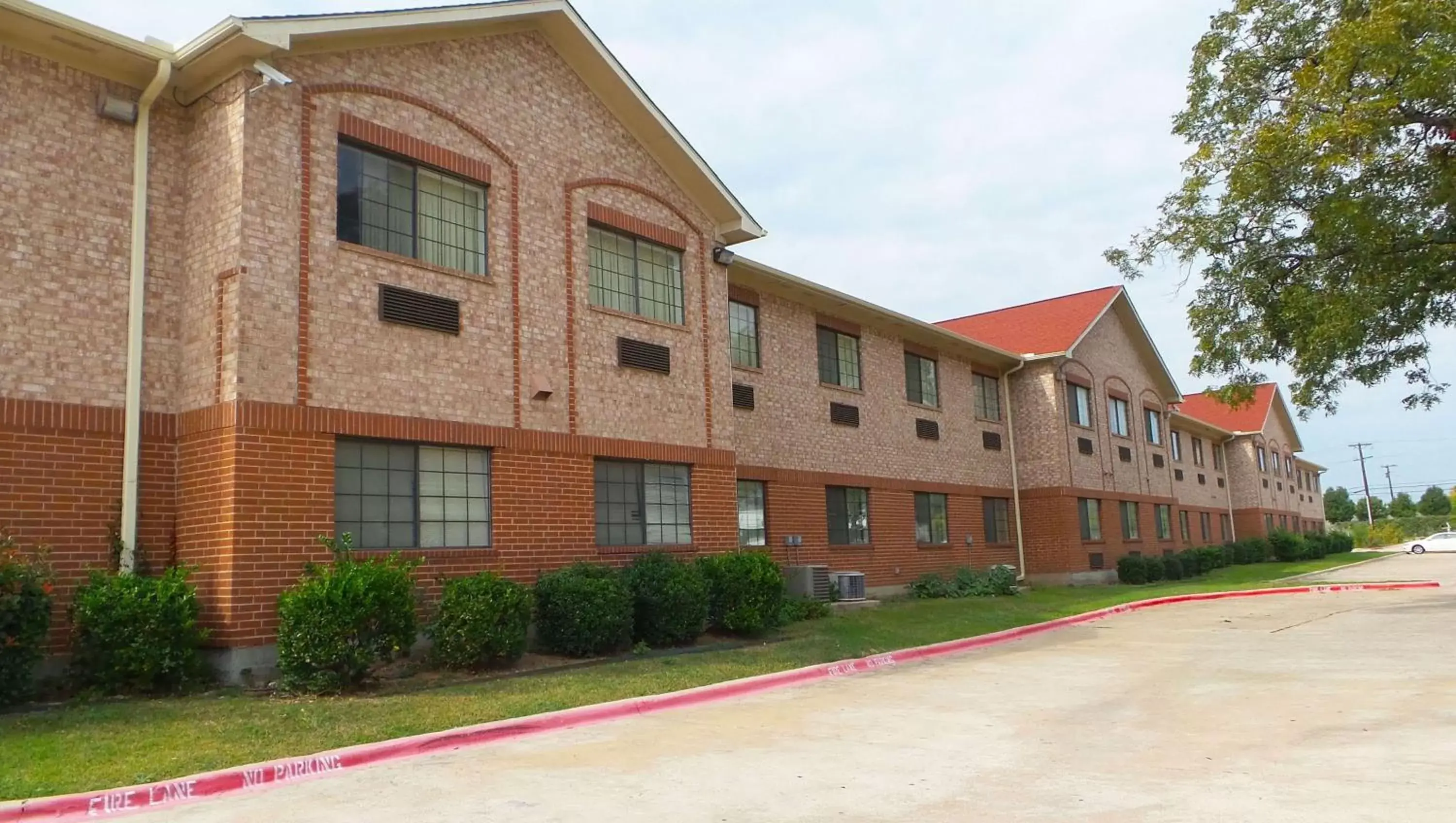 Property Building in Magnuson Hotel Cedar Hill