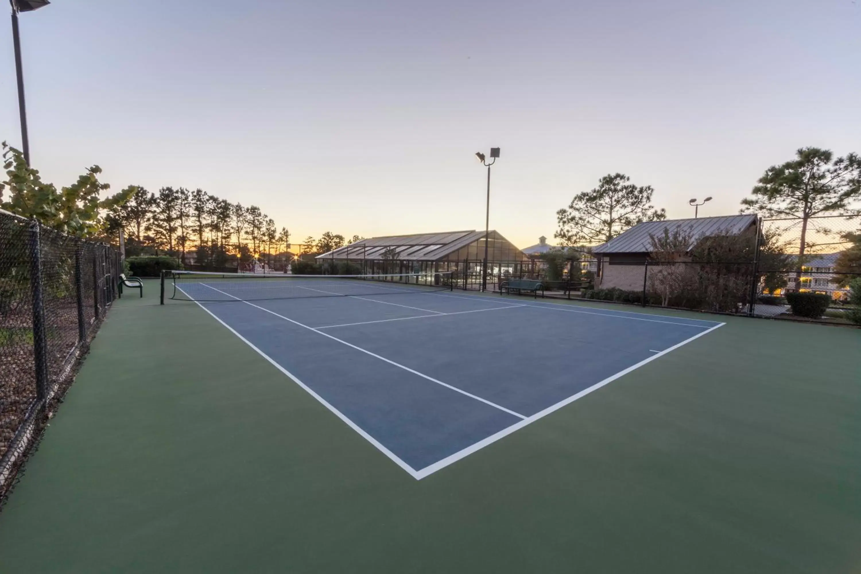 Spa and wellness centre/facilities, Tennis/Squash in Holiday Inn Club Vacations Piney Shores Resort at Lake Conroe