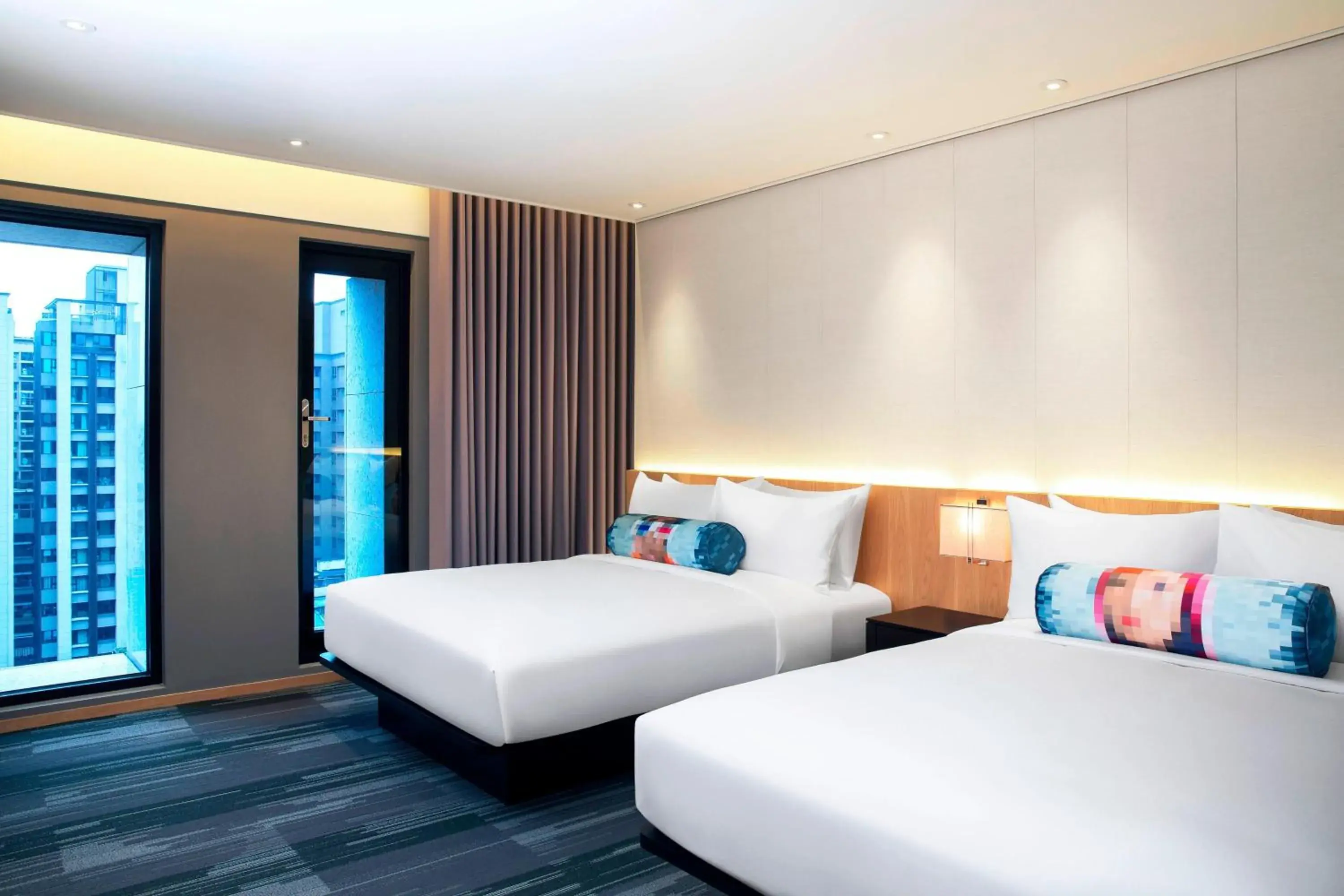 Photo of the whole room, Bed in Aloft Taipei Zhongshan