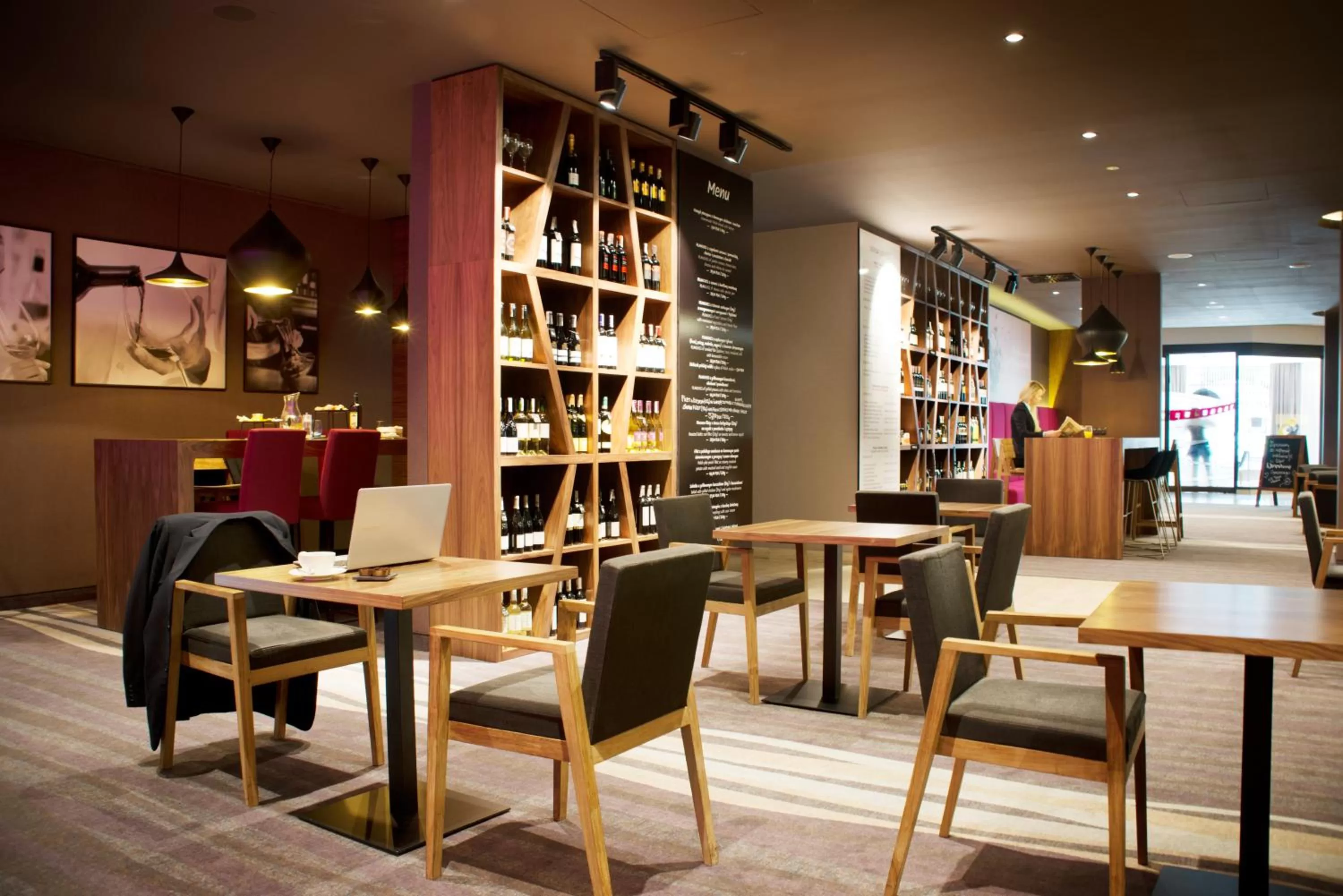 Restaurant/places to eat in Mercure Gdynia Centrum