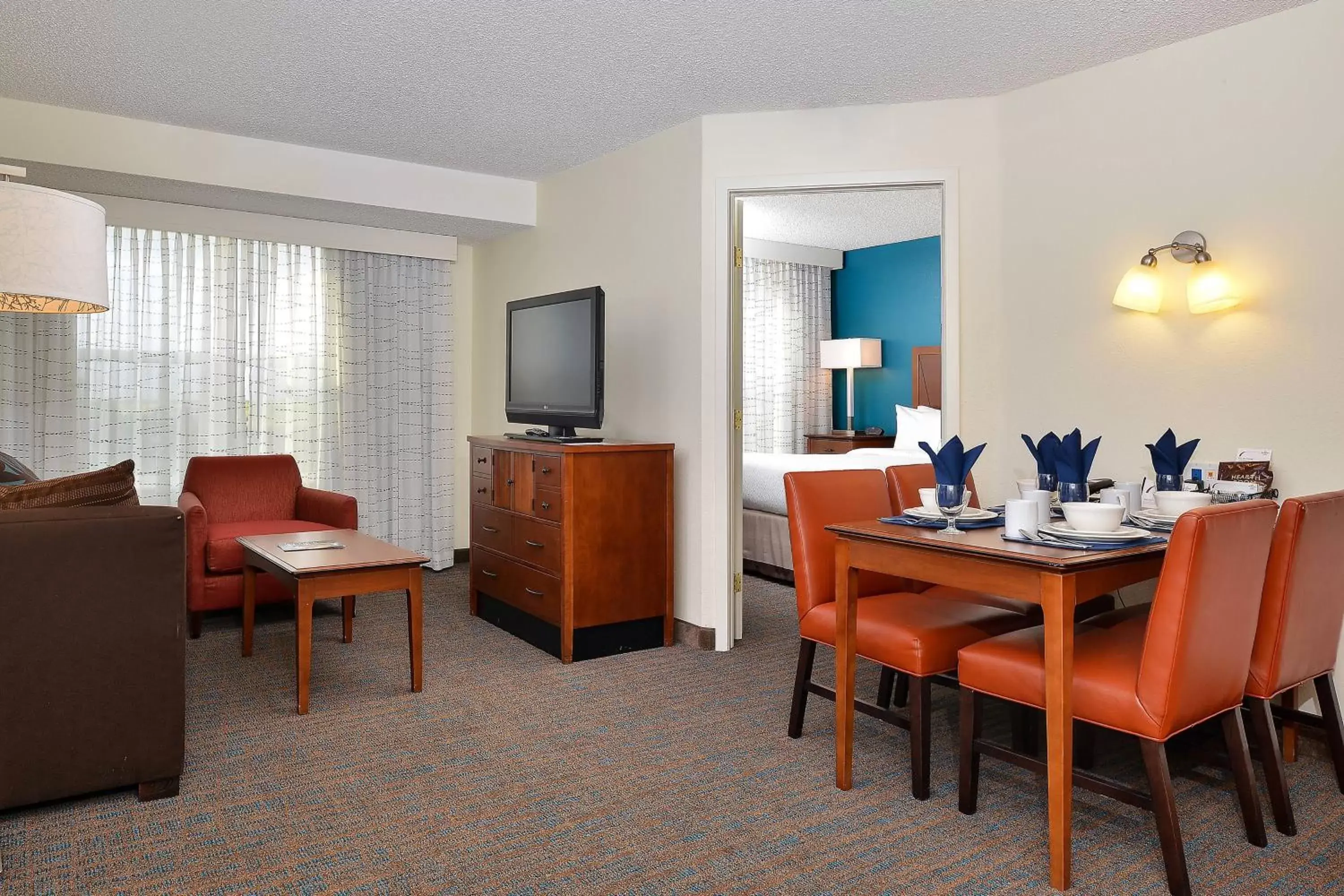 Bedroom, Seating Area in Residence Inn by Marriott Denver Airport at Gateway Park