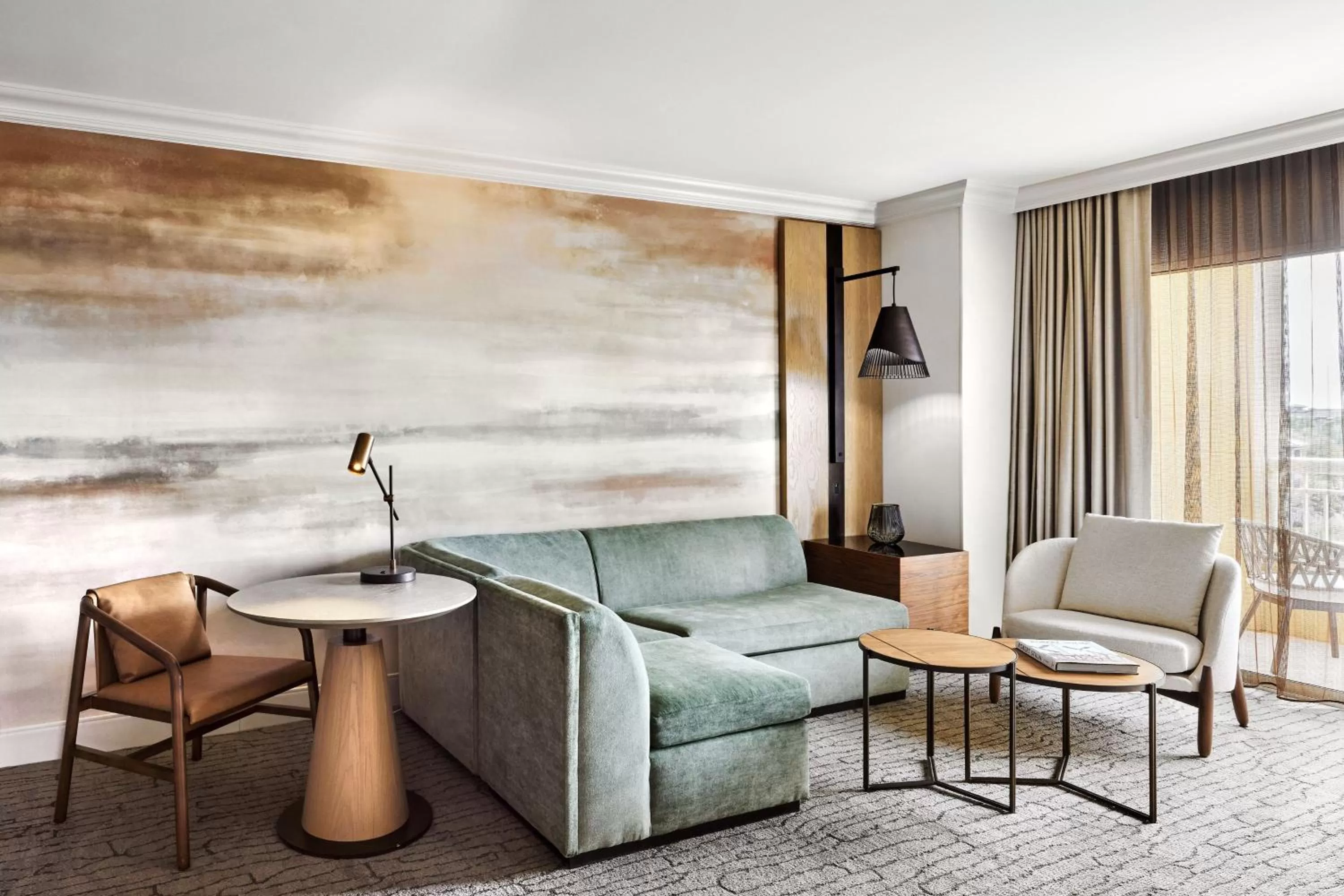 Living room in JW Marriott Phoenix Desert Ridge Resort & Spa