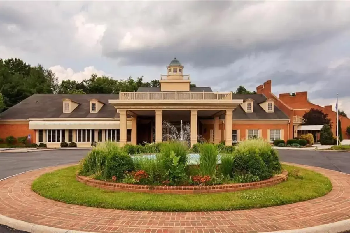 Property Building in Quality Inn Radford-West Blacksburg I-81