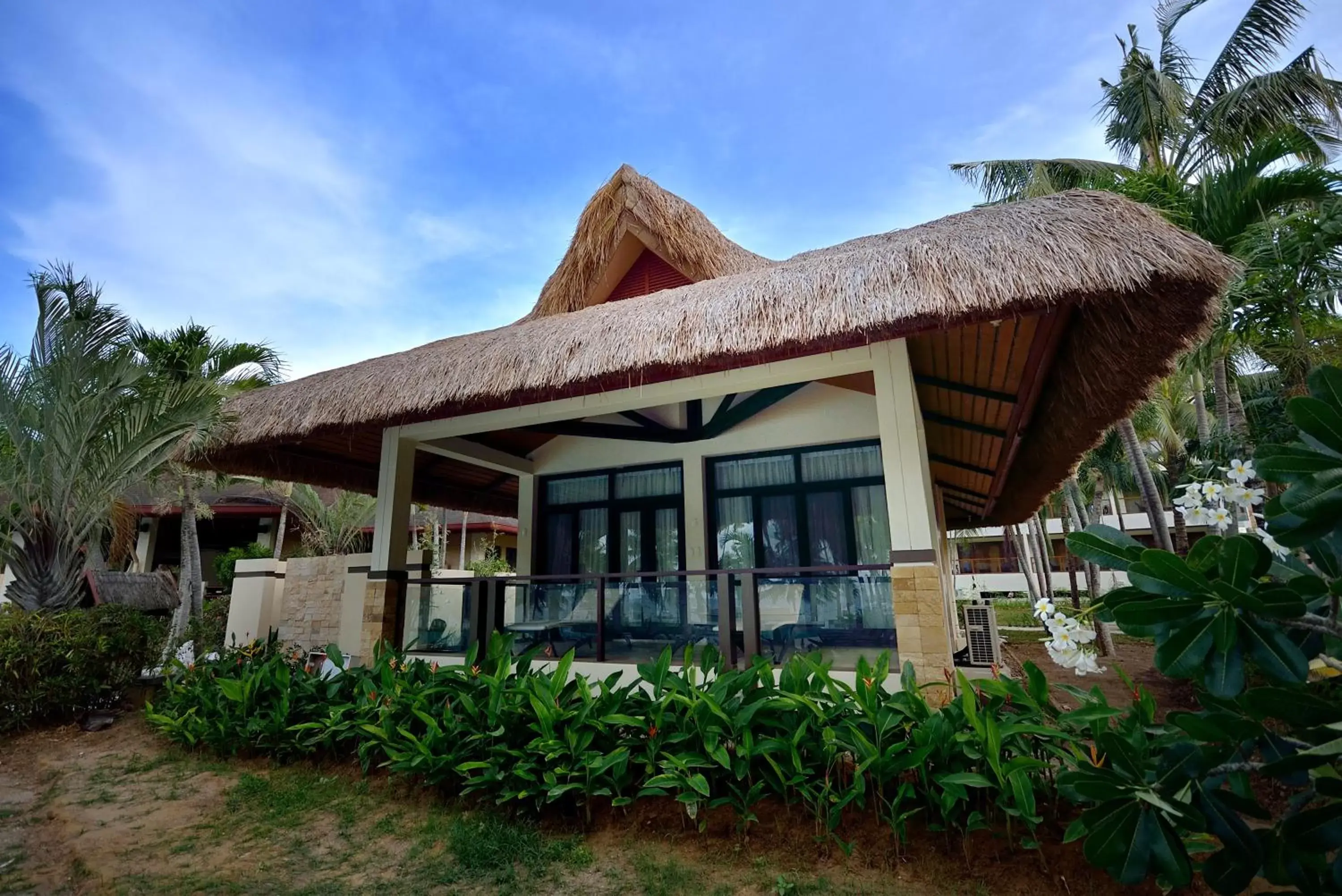 Balcony/Terrace, Garden in Henann Resort Alona Beach