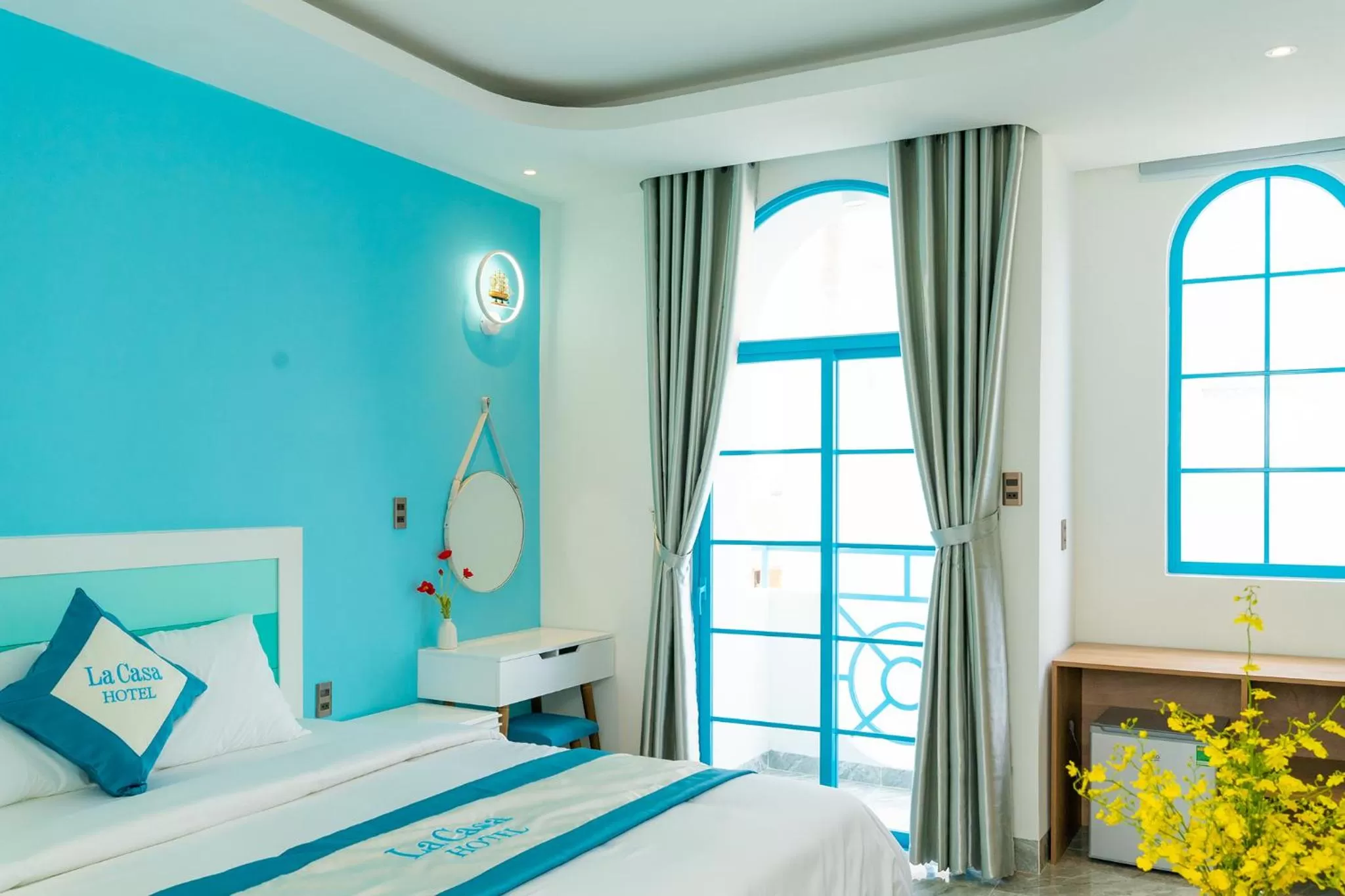 Bed in La Casa Boutique Hotel