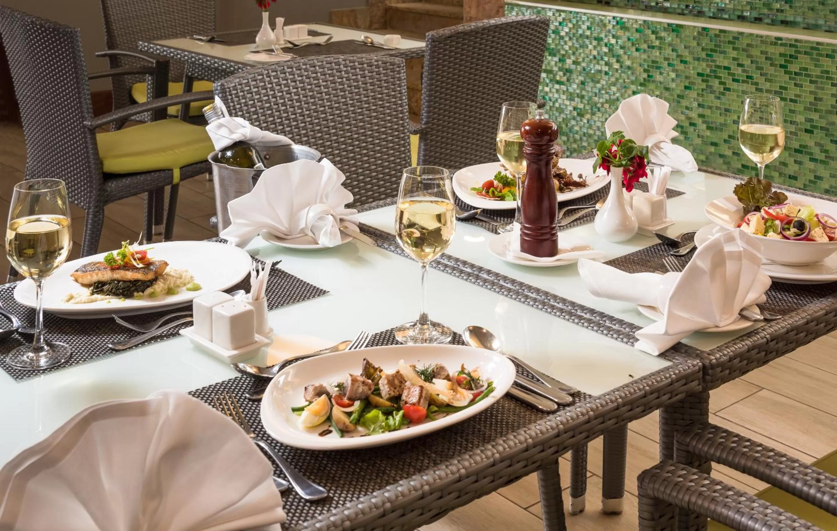 Restaurant/places to eat in Executive Residency by Best Western Nairobi